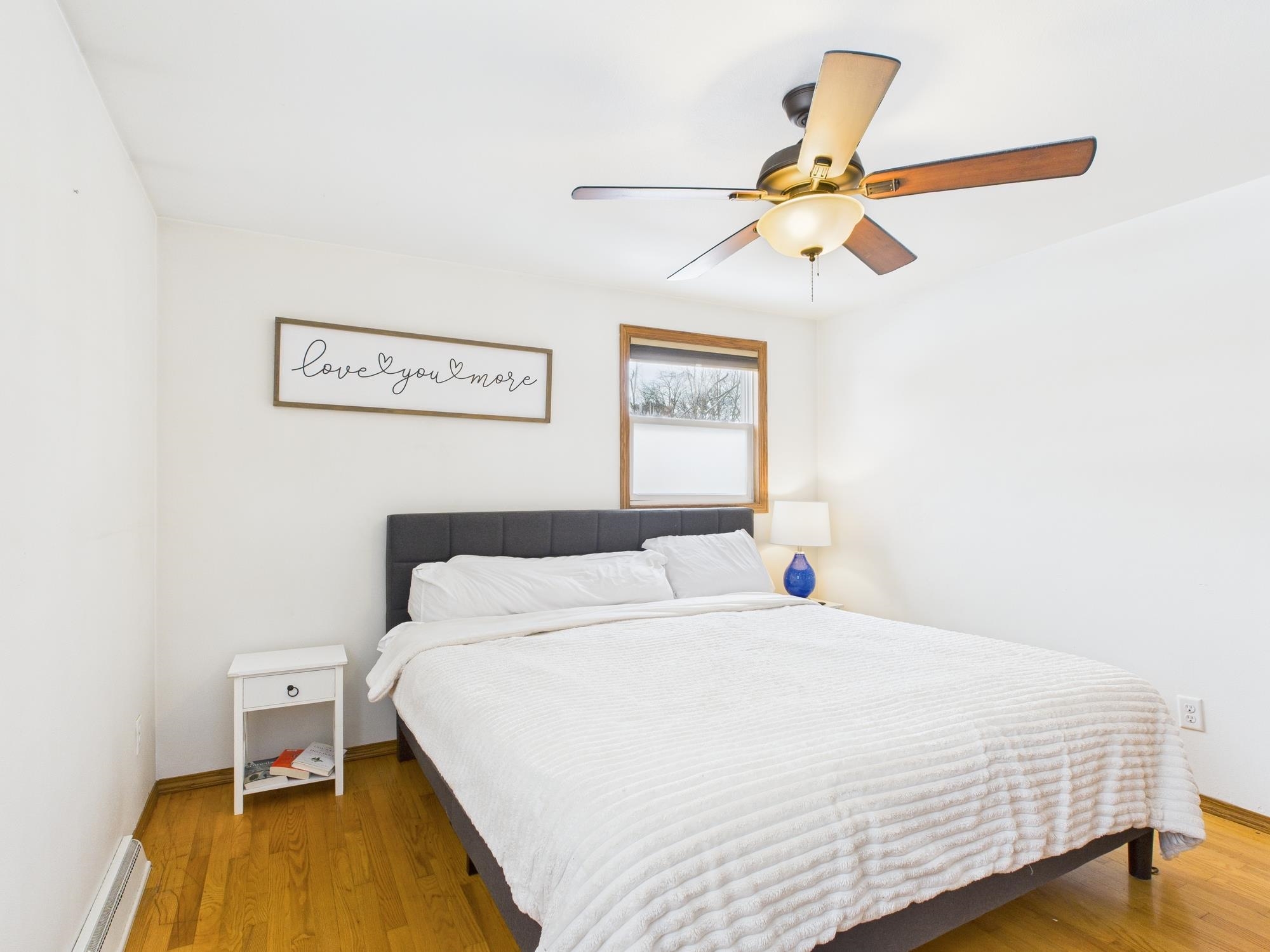 1205 S TAYLOR Street