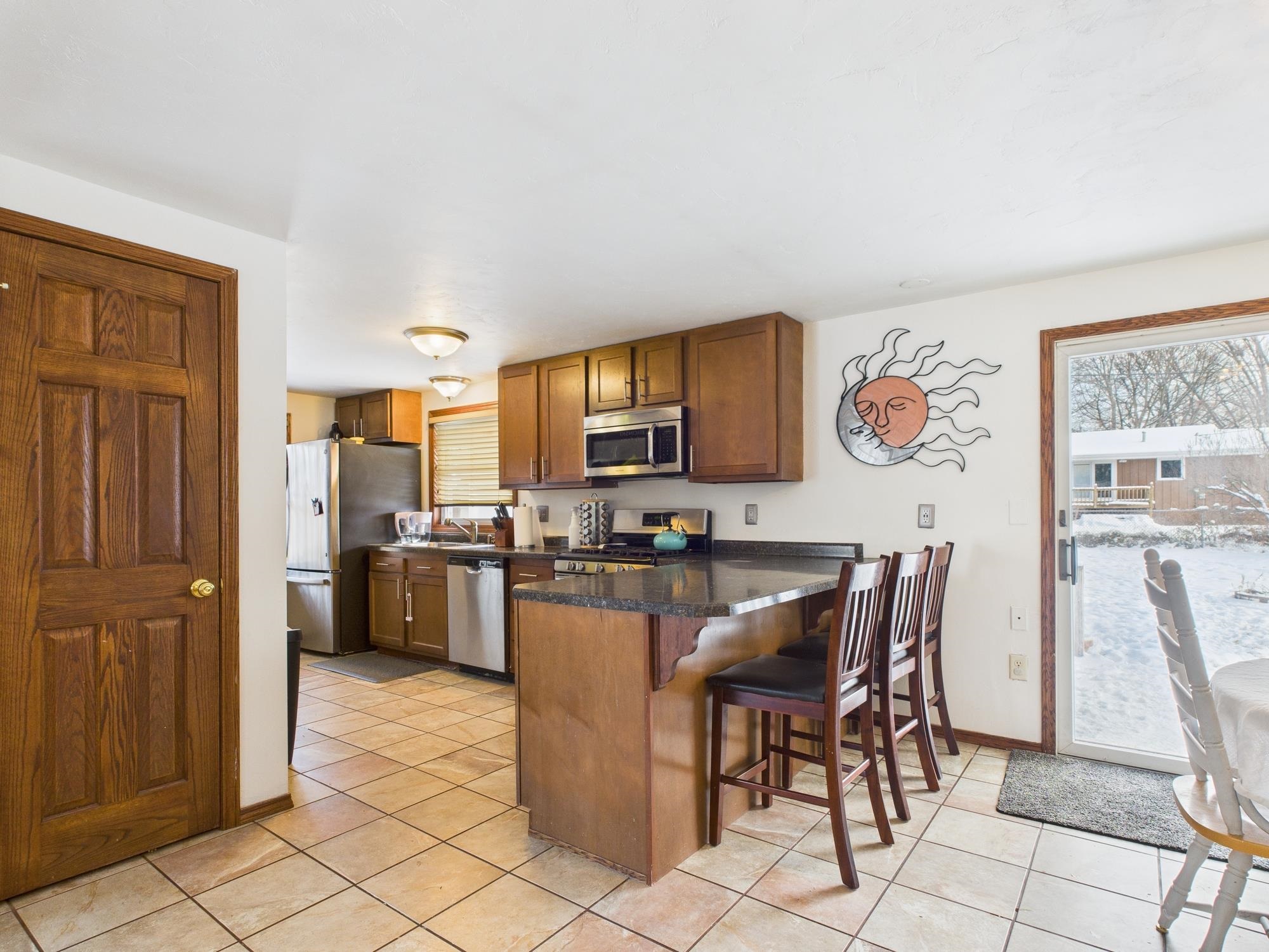 1205 S TAYLOR Street