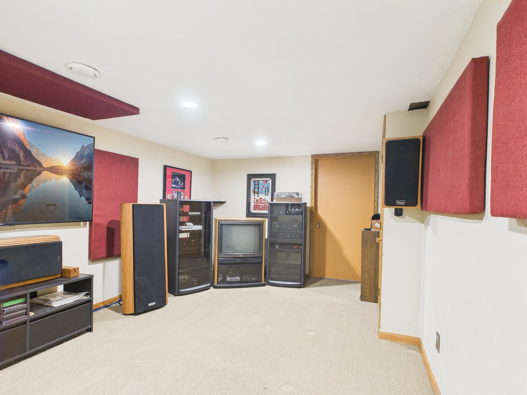 1205 S TAYLOR Street