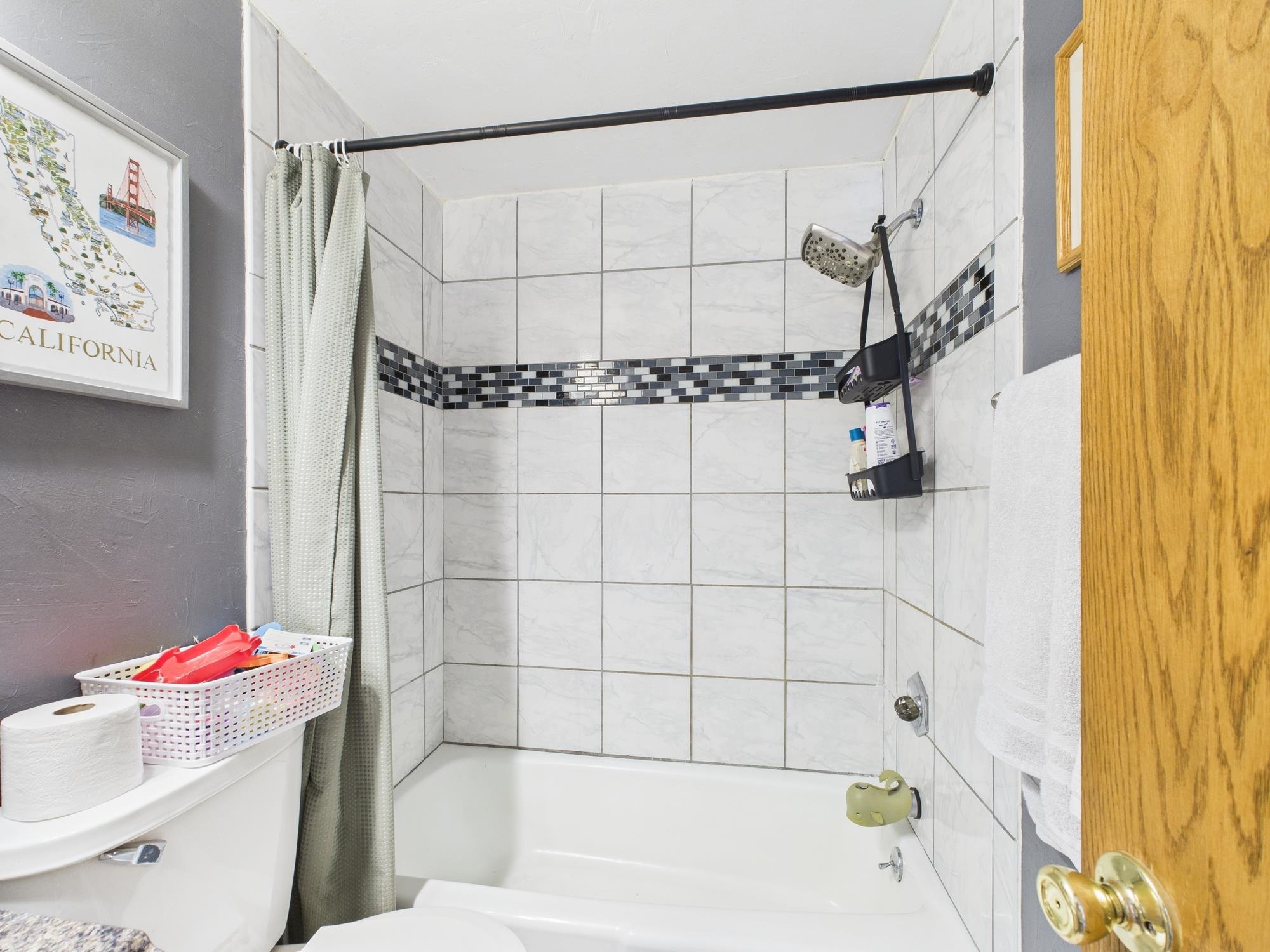 1205 S TAYLOR Street