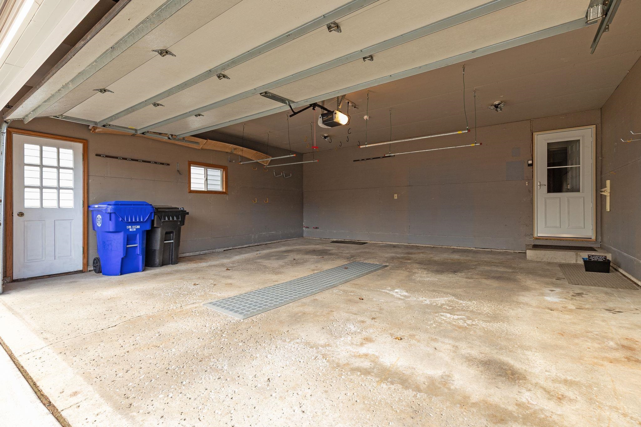 2101 N EUGENE Street