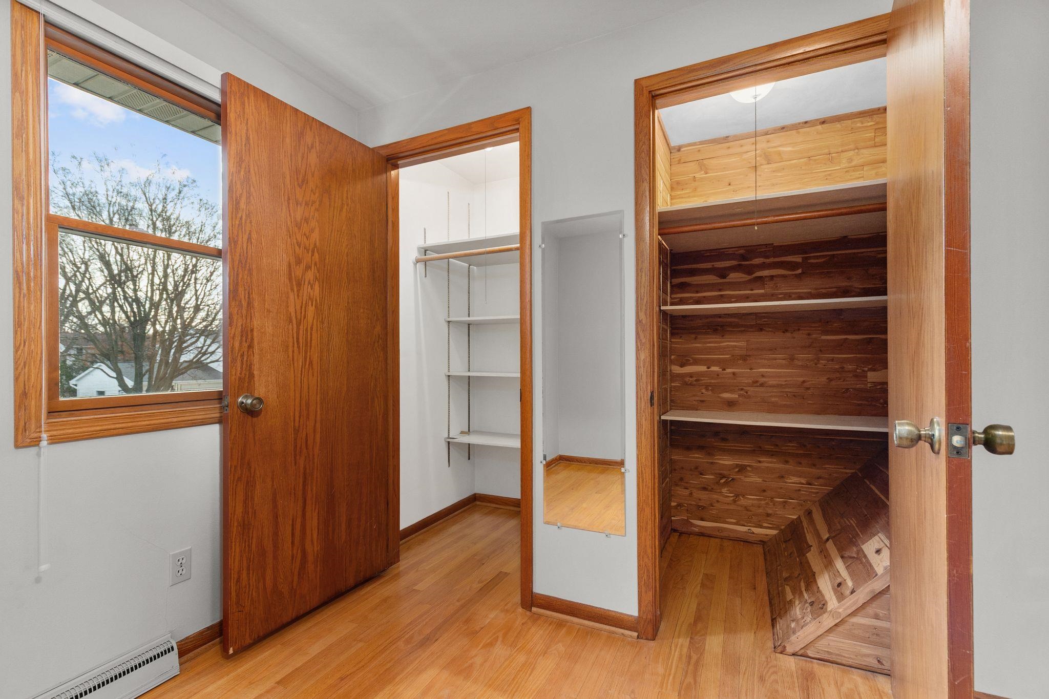 2101 N EUGENE Street