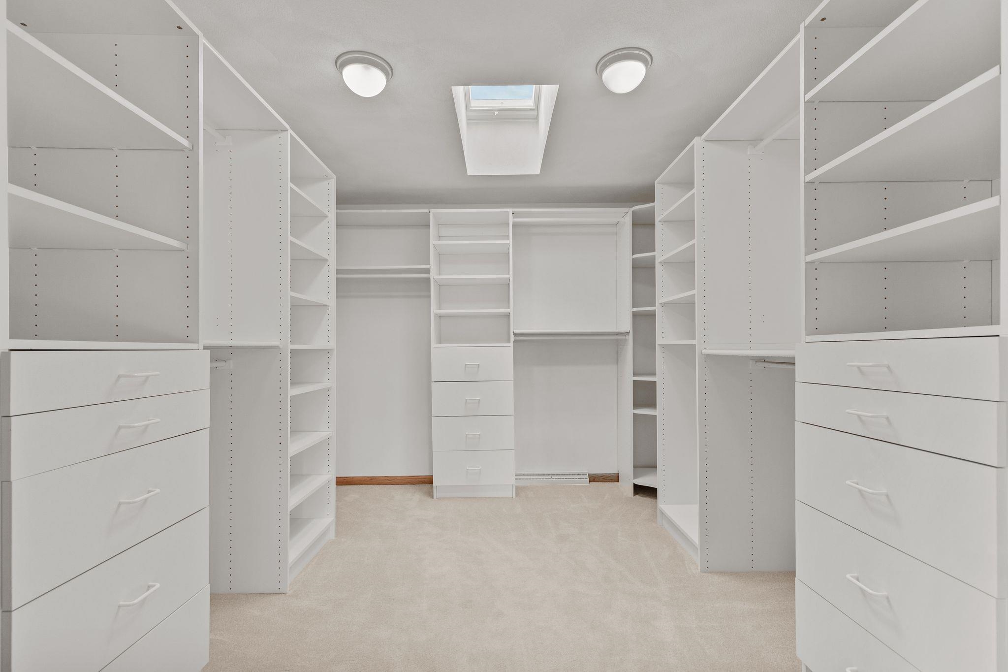 2101 N EUGENE Street