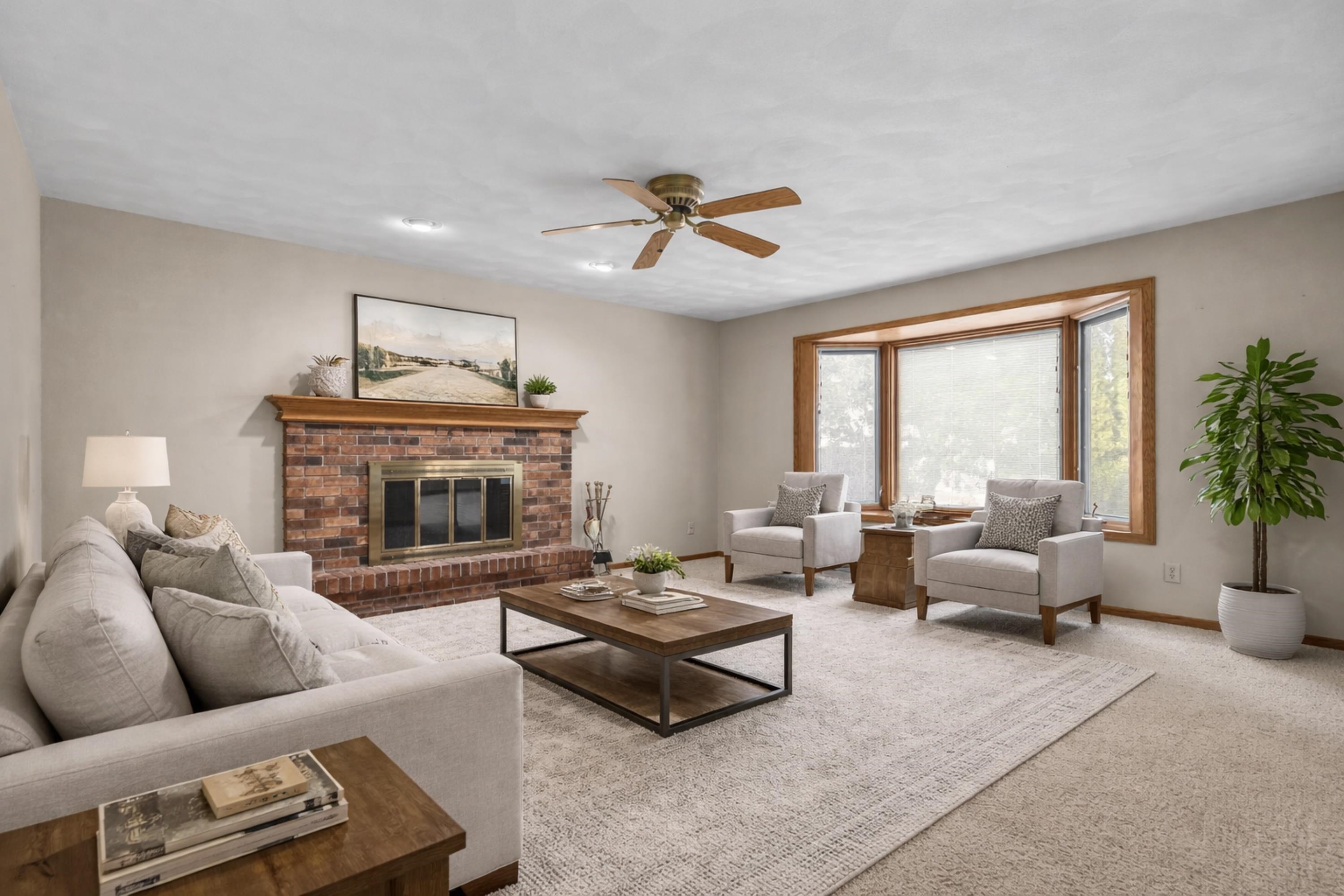 2101 N EUGENE Street