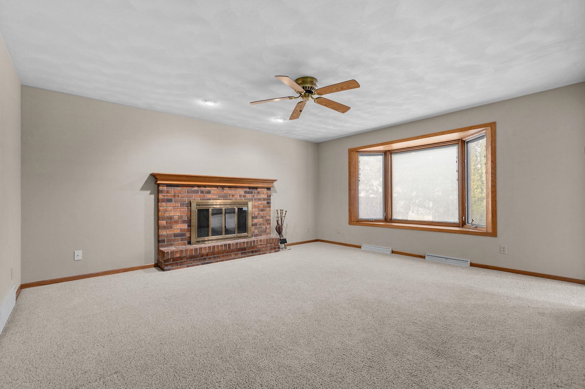 2101 N EUGENE Street