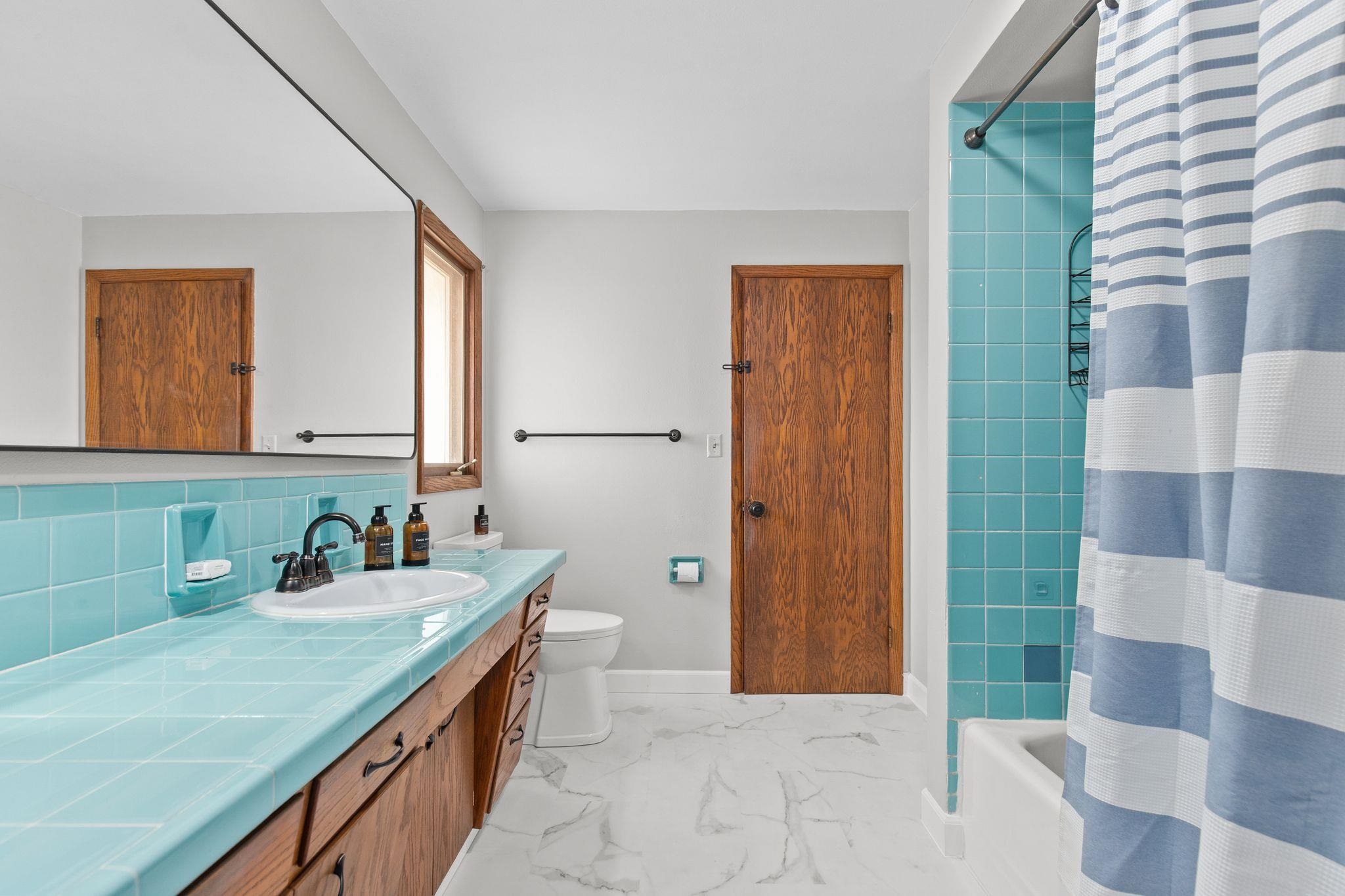 1913 N OUTAGAMIE Street