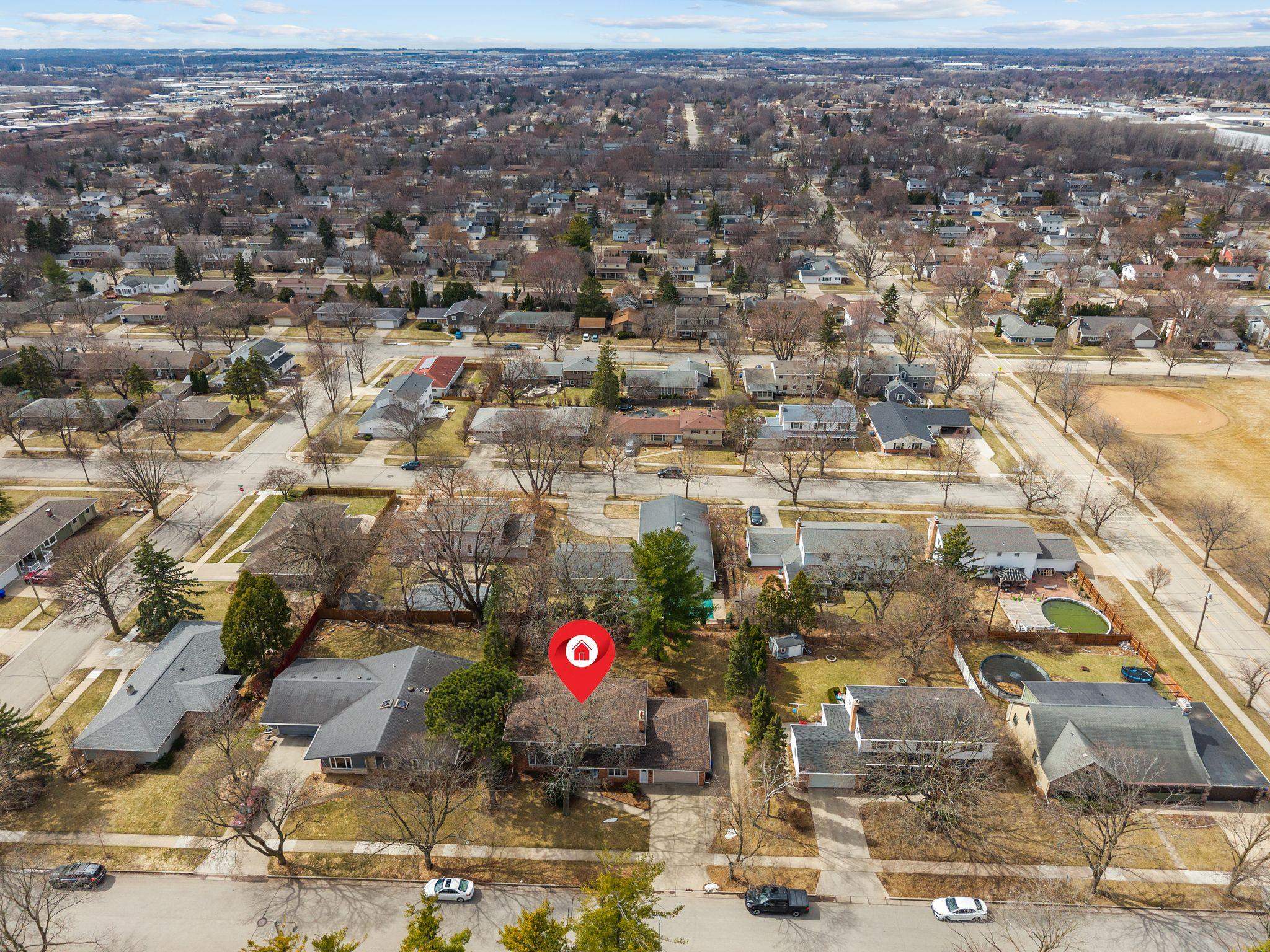 1913 N OUTAGAMIE Street