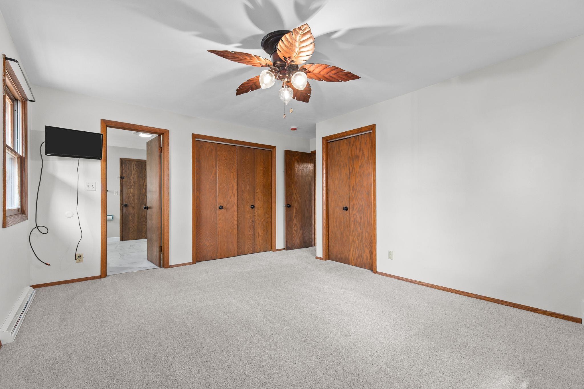 1913 N OUTAGAMIE Street