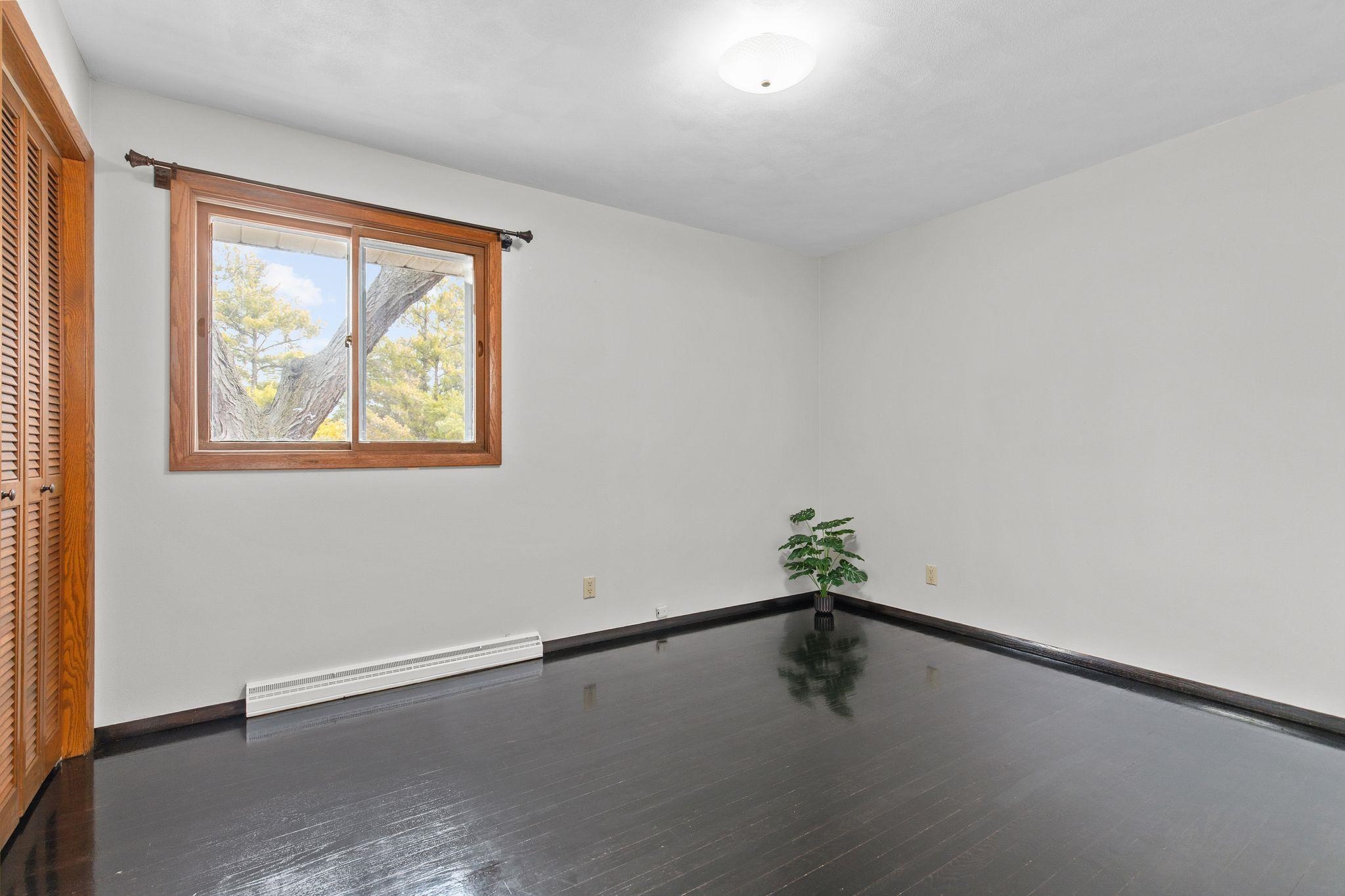 1913 N OUTAGAMIE Street