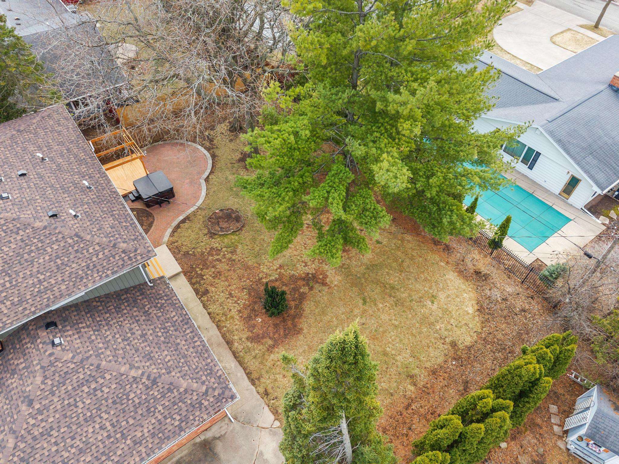 1913 N OUTAGAMIE Street