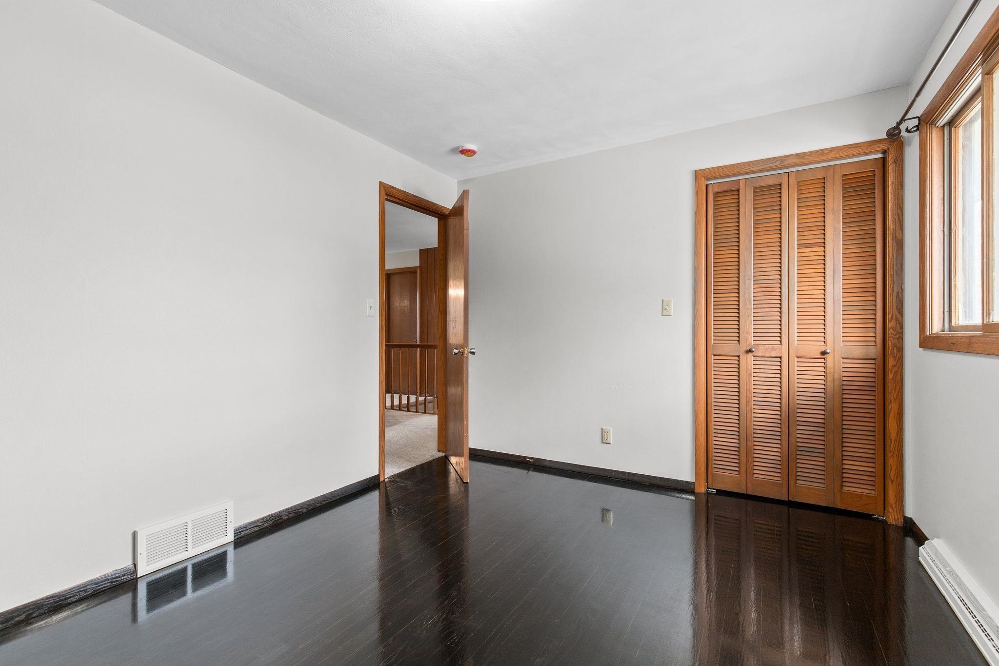 1913 N OUTAGAMIE Street