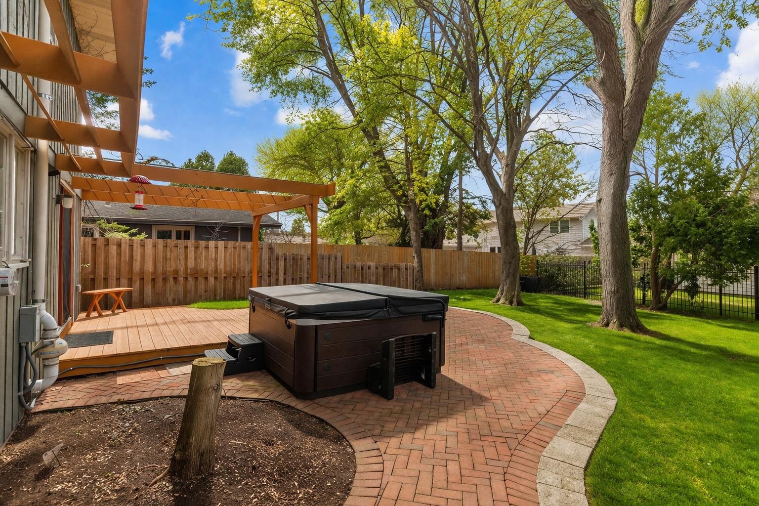 1913 N OUTAGAMIE Street