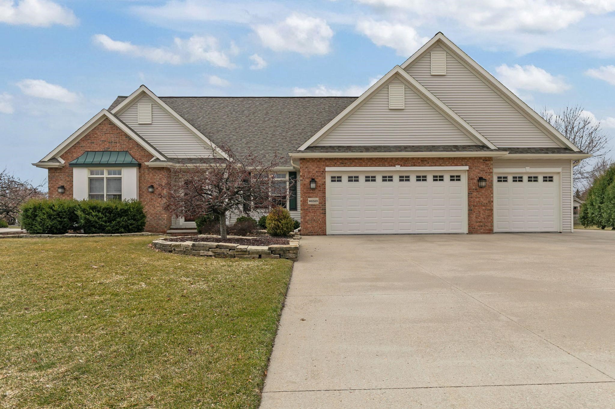 W6569 RICKEY Lane