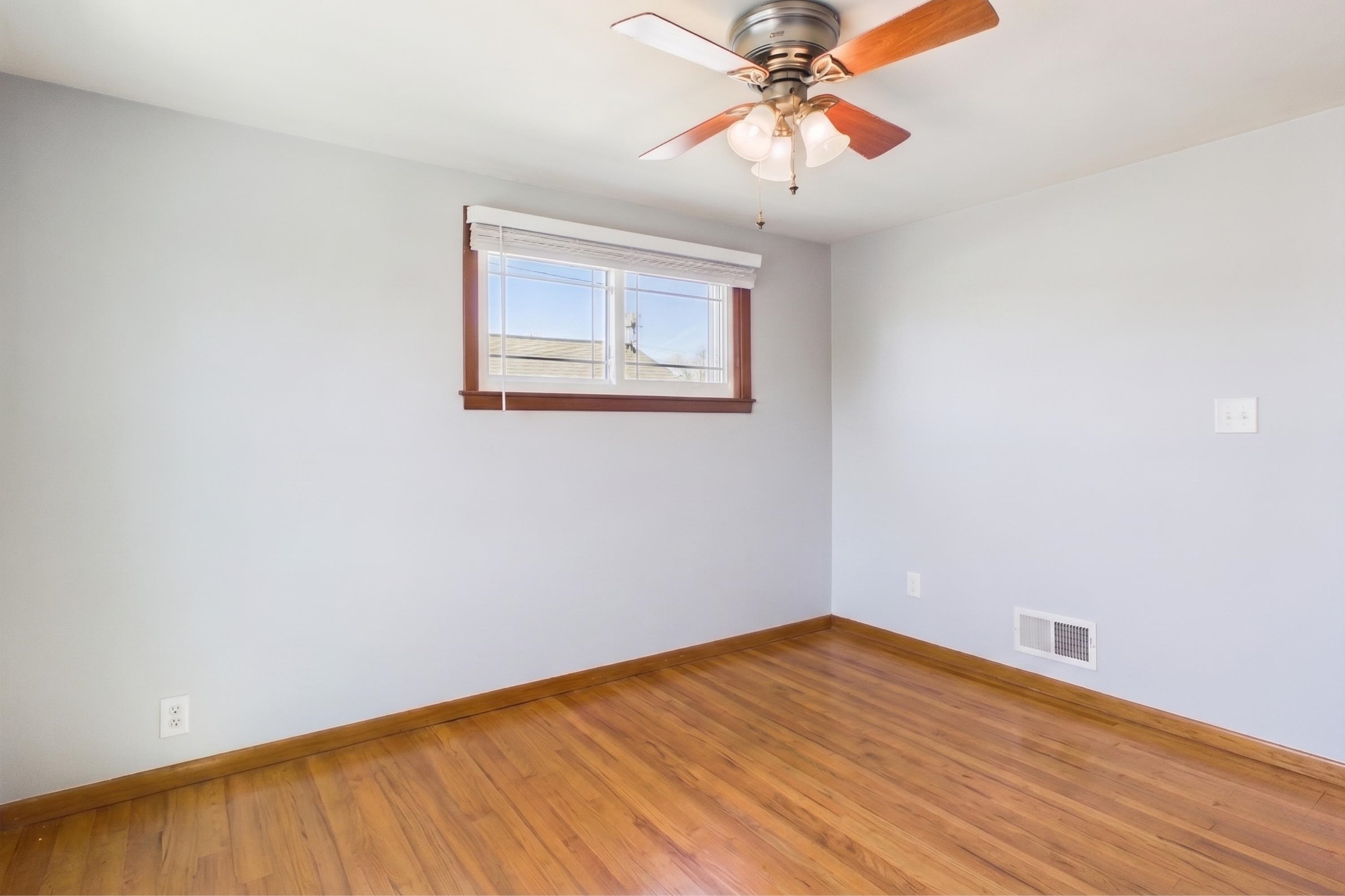 119 E TAFT Avenue