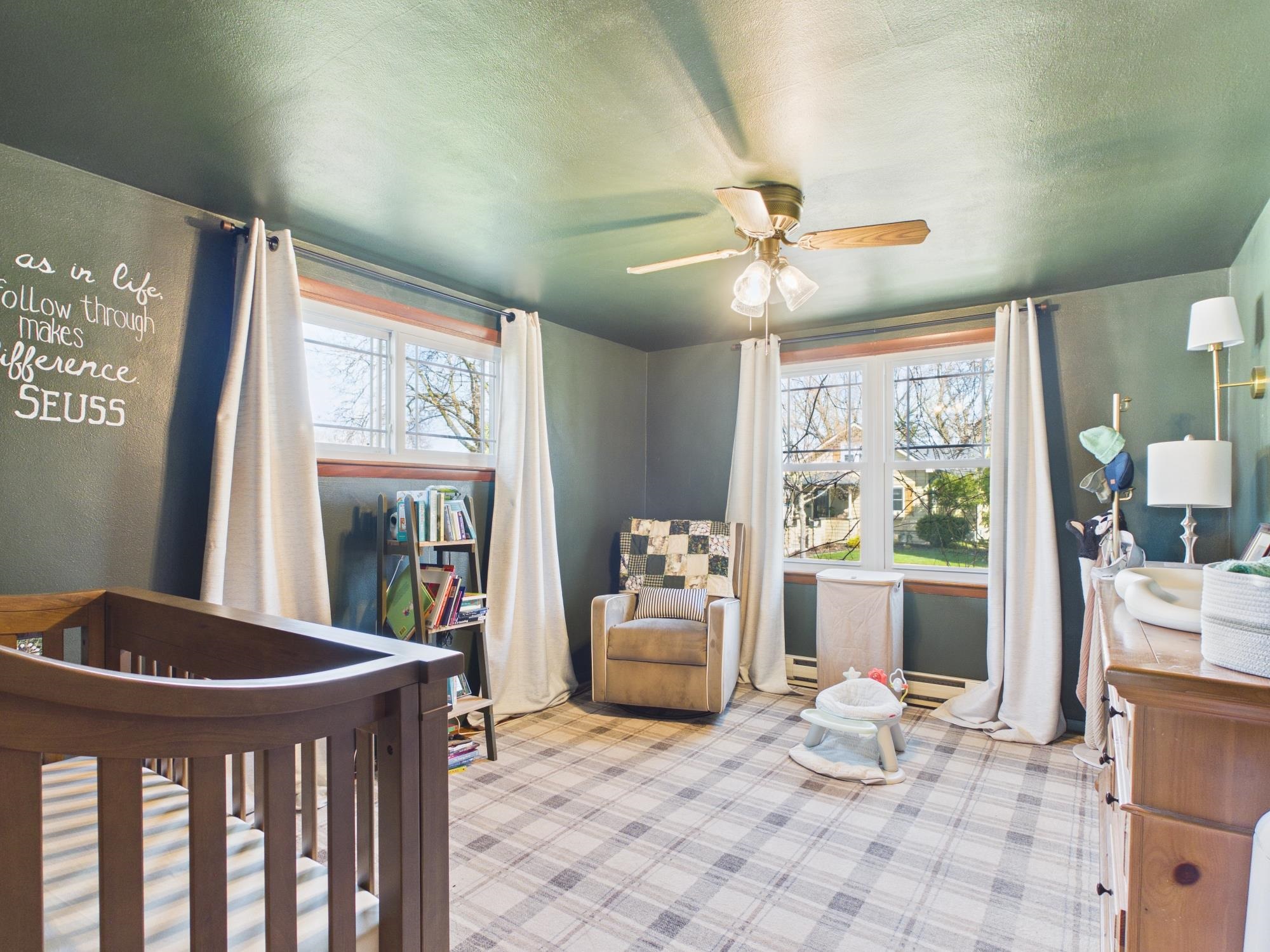 119 E TAFT Avenue