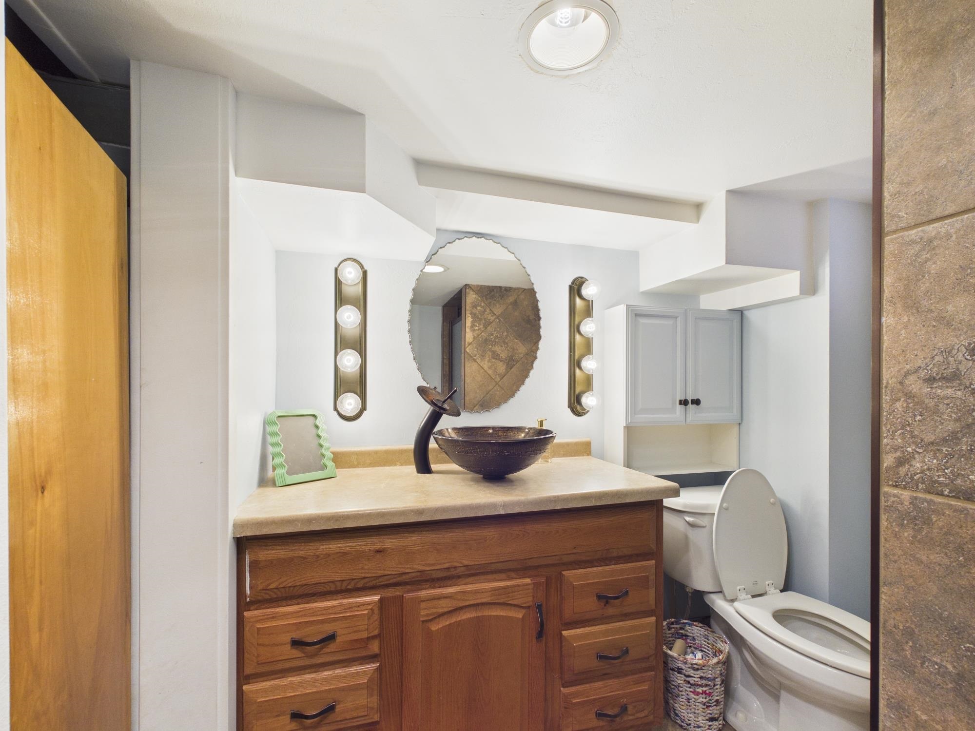 119 E TAFT Avenue
