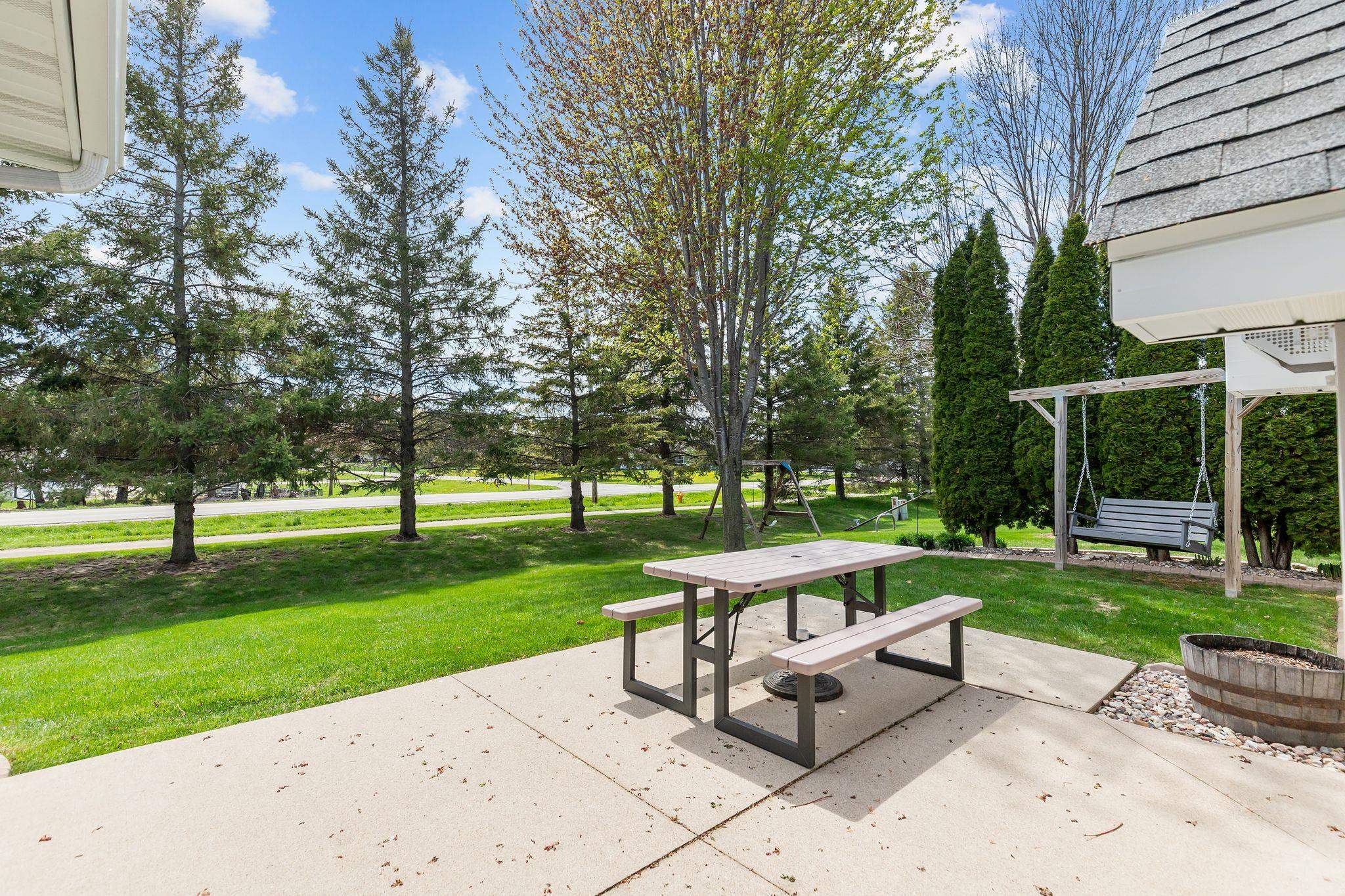 W7245 SUNFIELD Drive