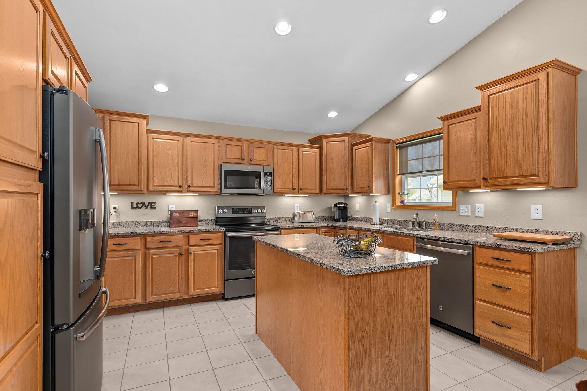 W7245 SUNFIELD Drive