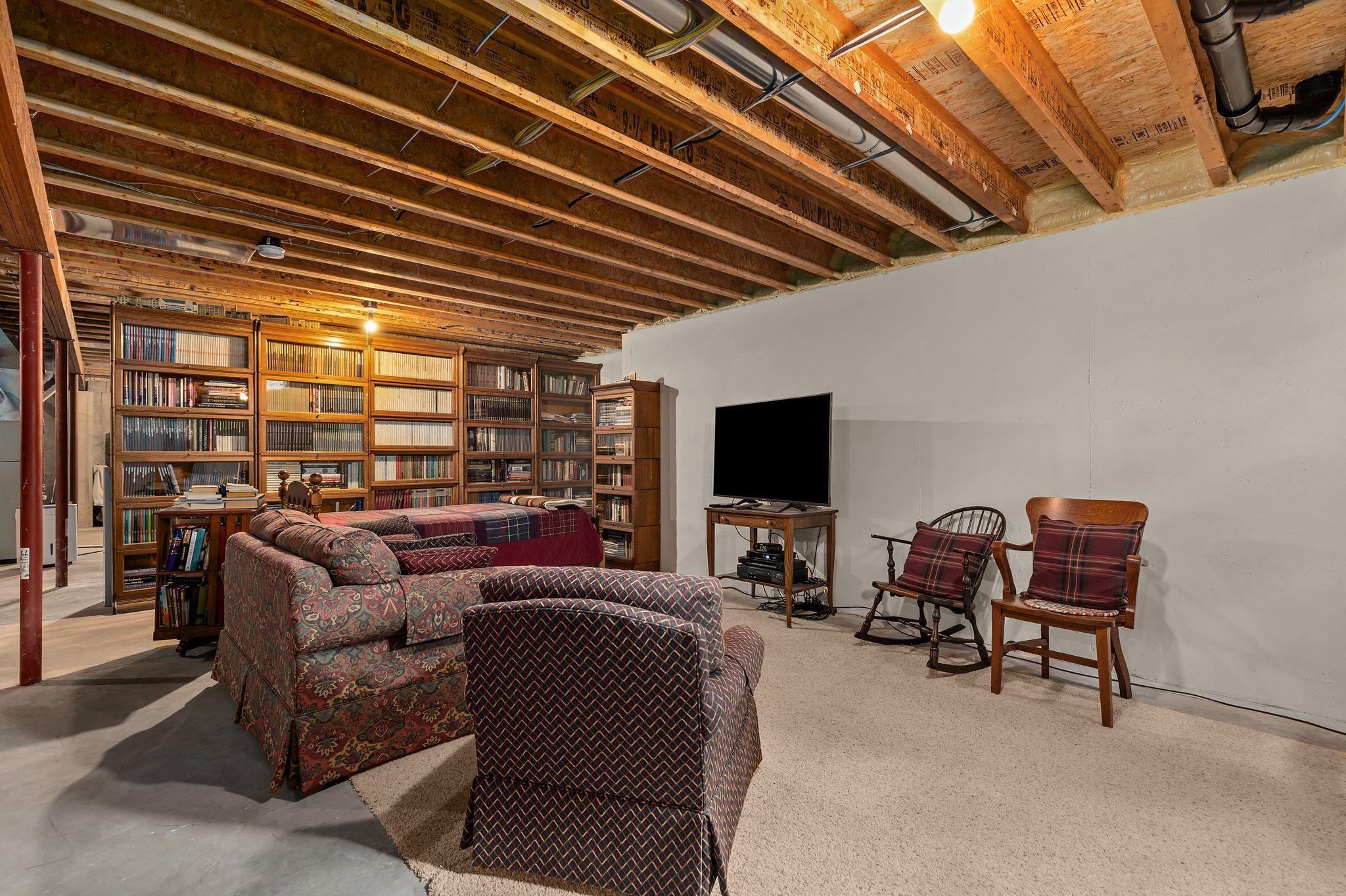 W7245 SUNFIELD Drive