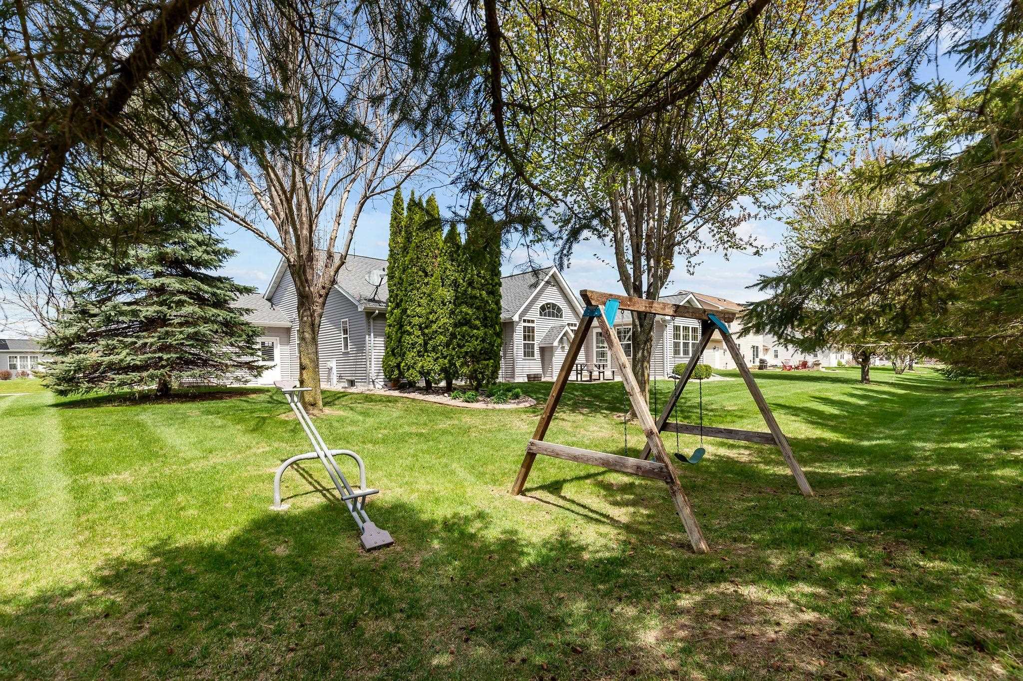 W7245 SUNFIELD Drive