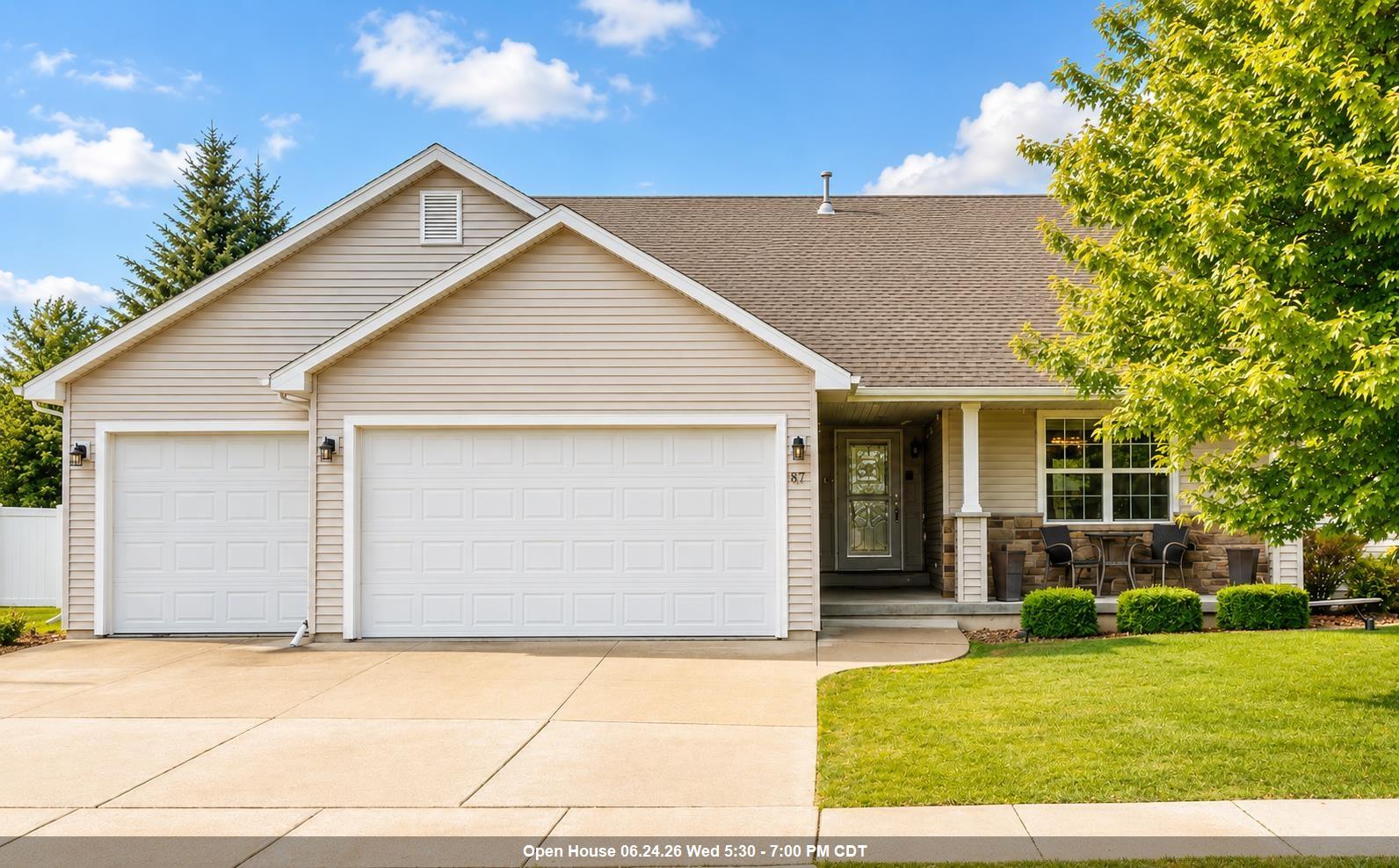 1578 LONE OAK Drive