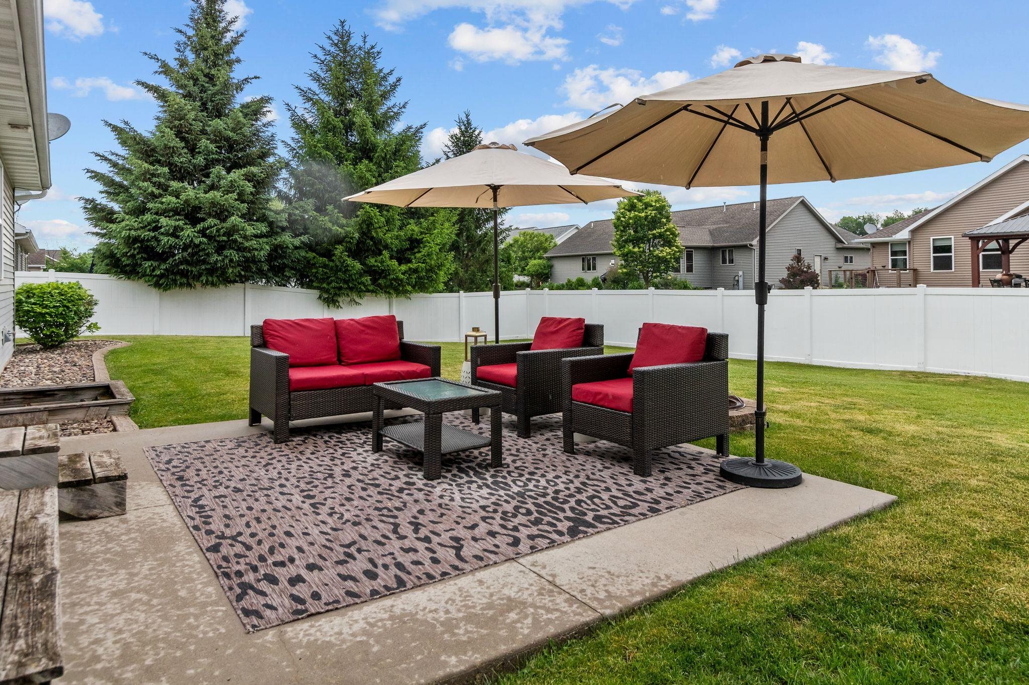 1578 LONE OAK Drive