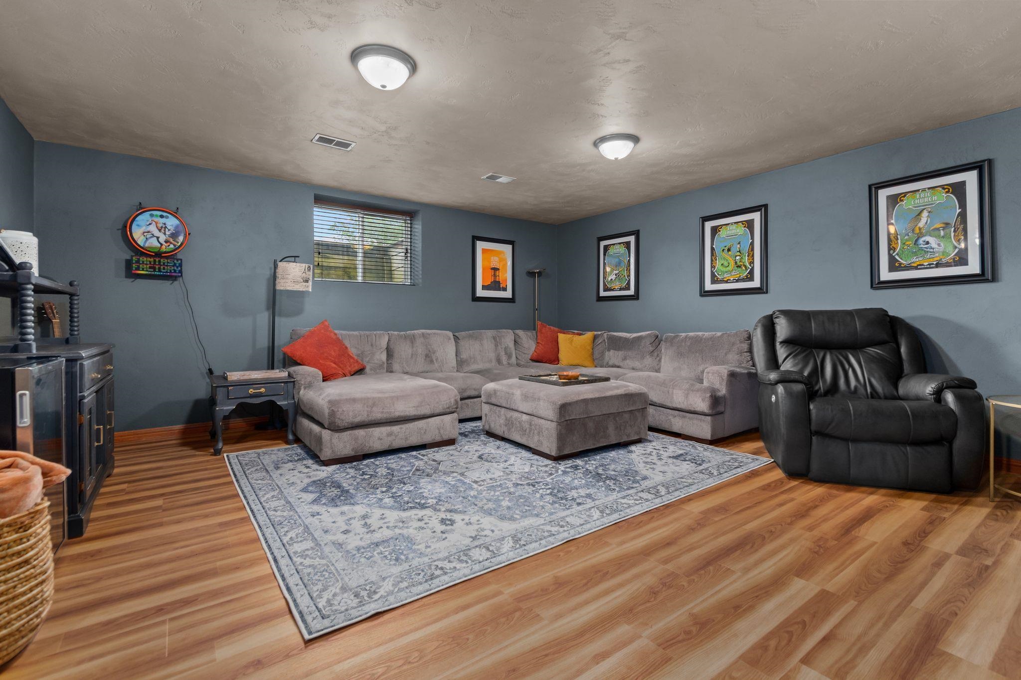 1578 LONE OAK Drive