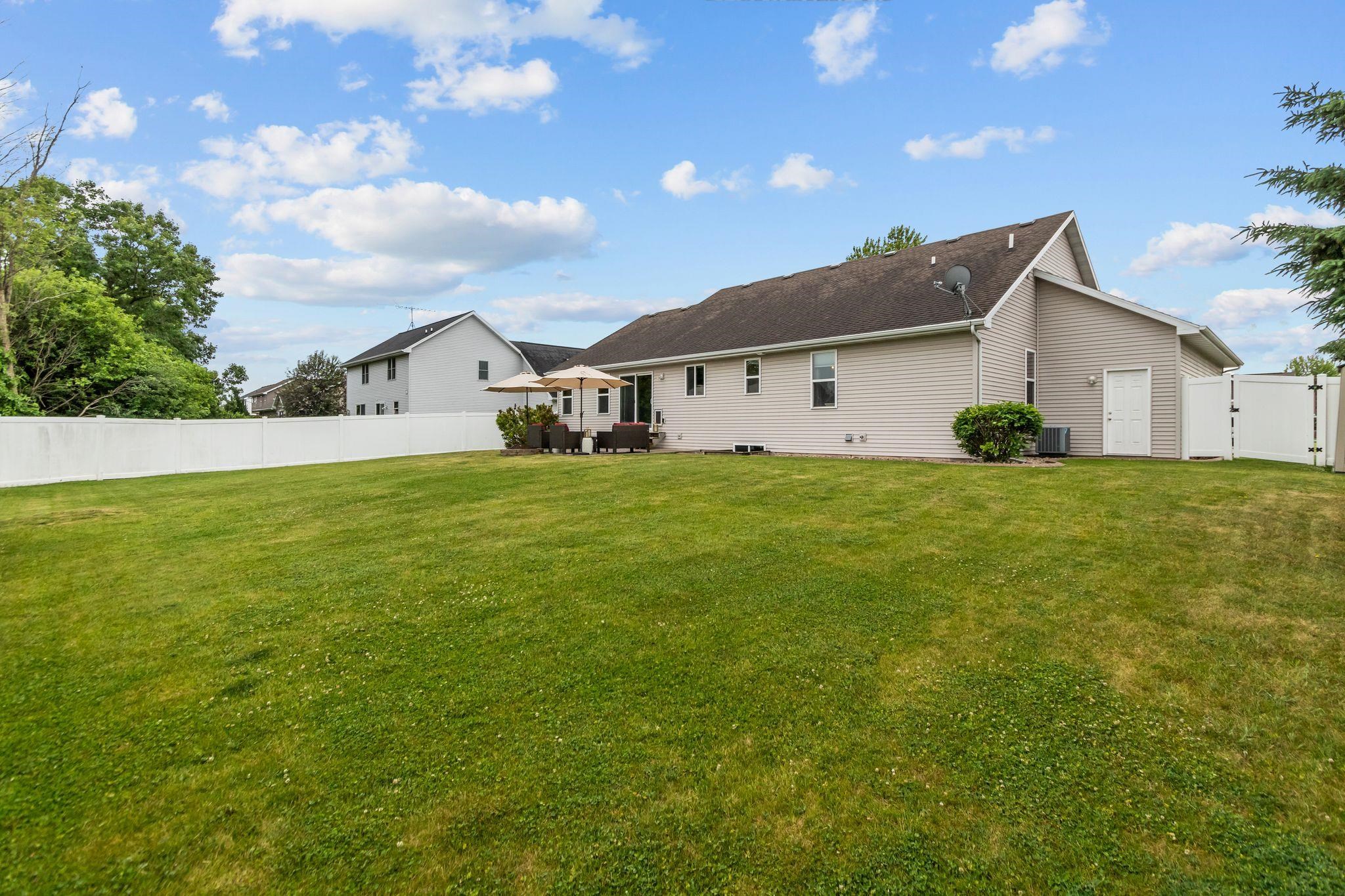 1578 LONE OAK Drive