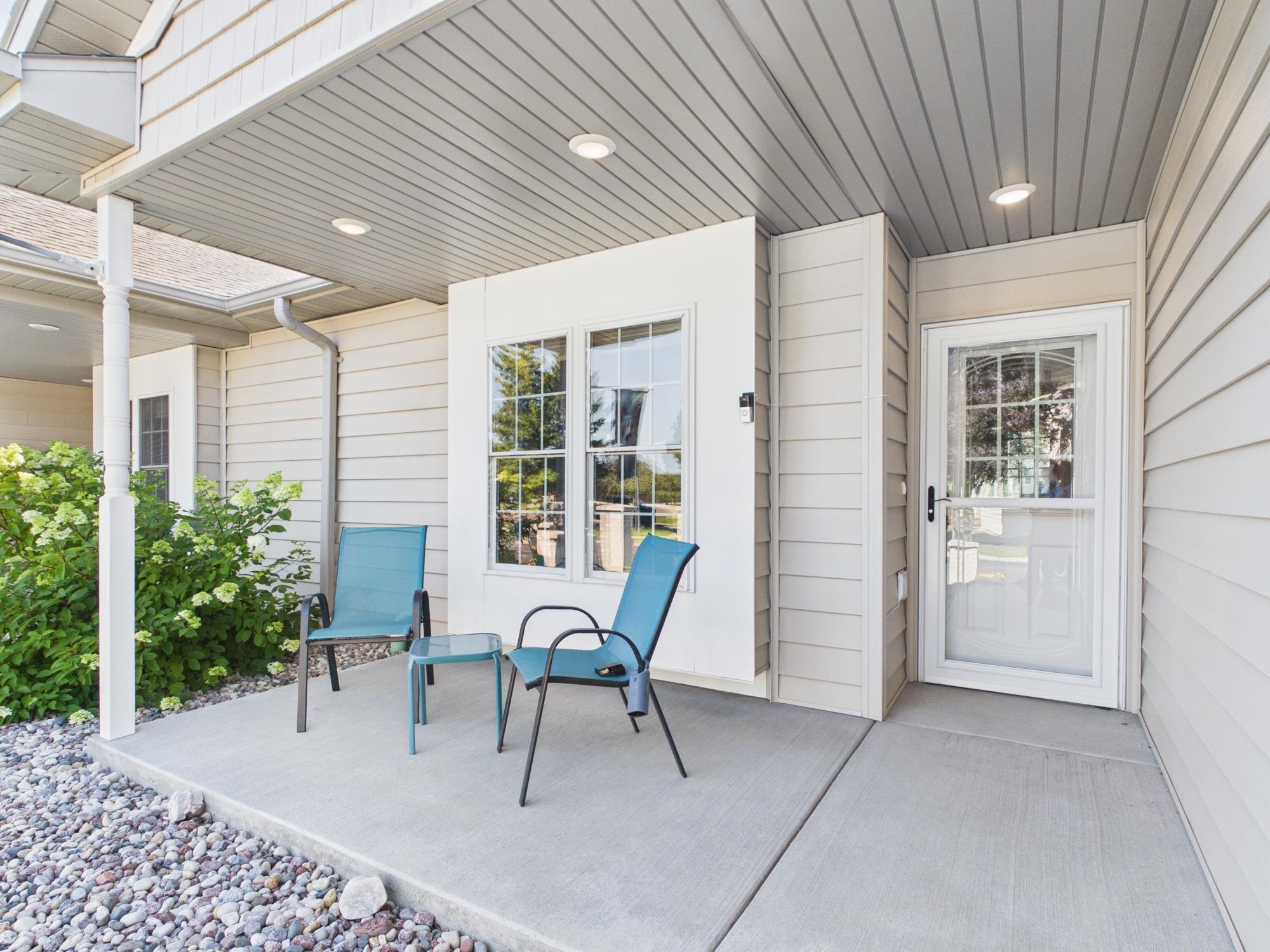 3196 W RYEGRASS Drive
