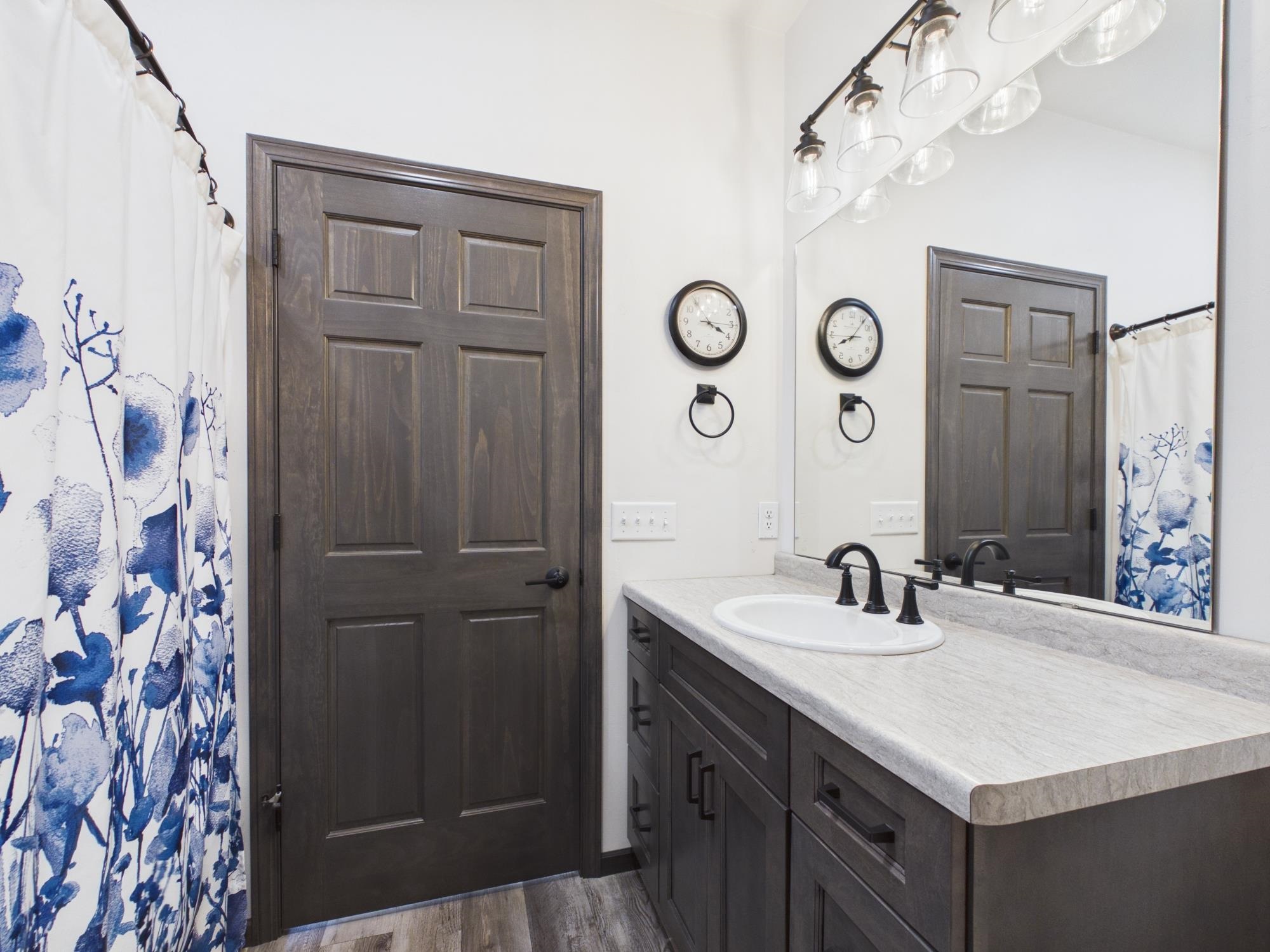 3196 W RYEGRASS Drive