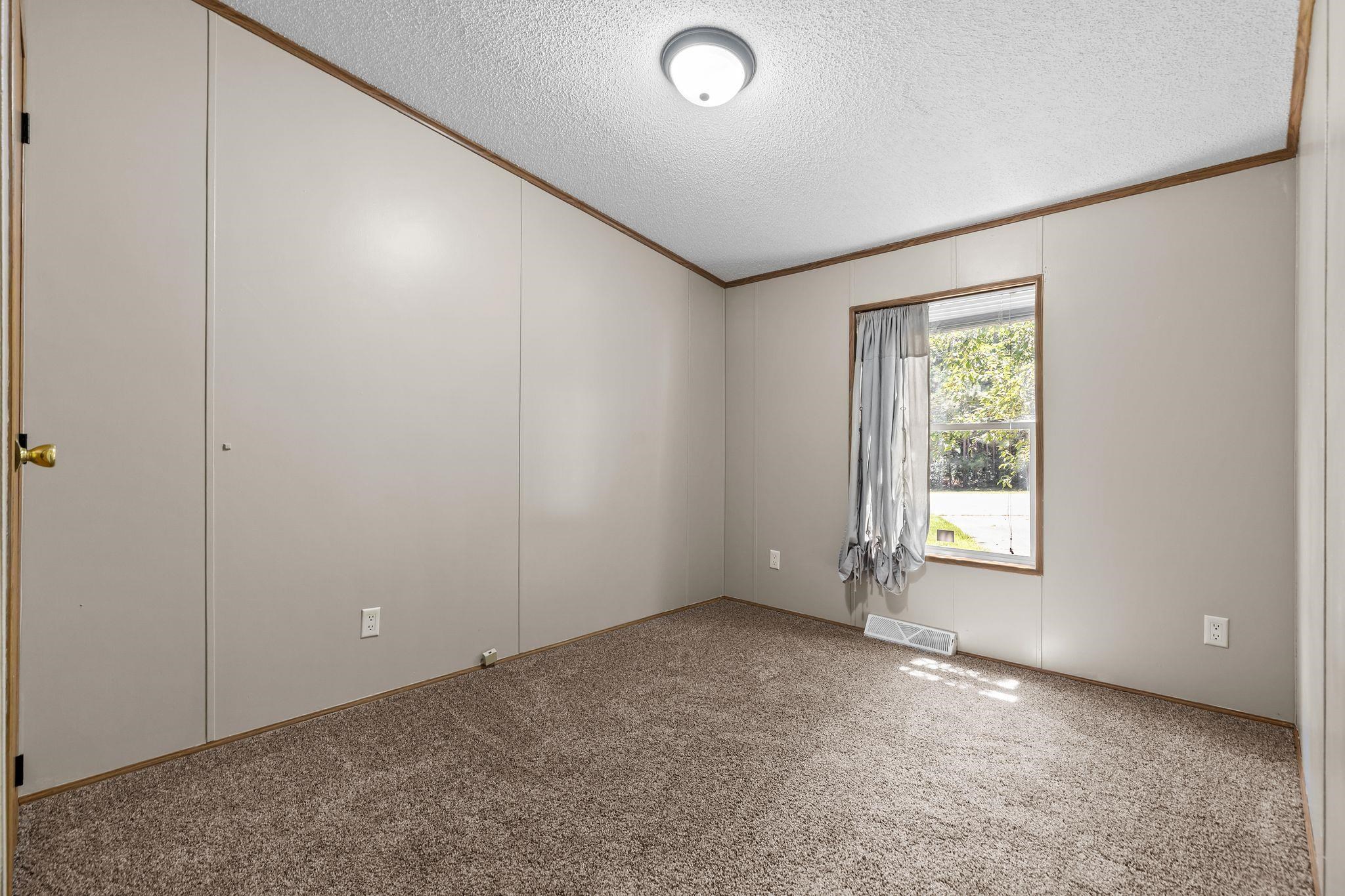 E2614 MARION Lane