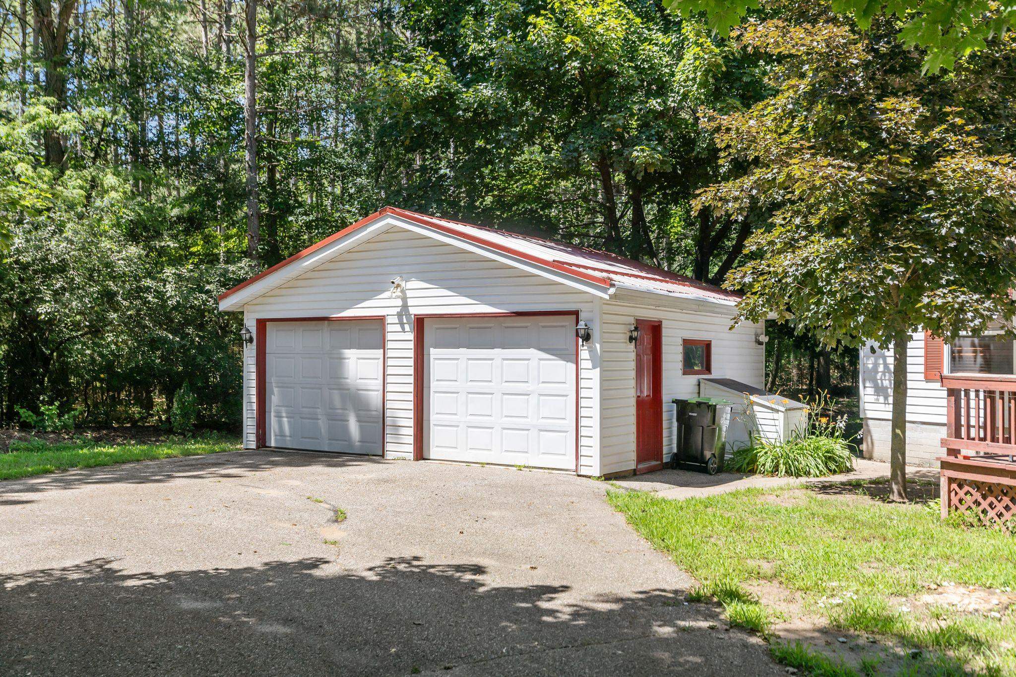 E2614 MARION Lane