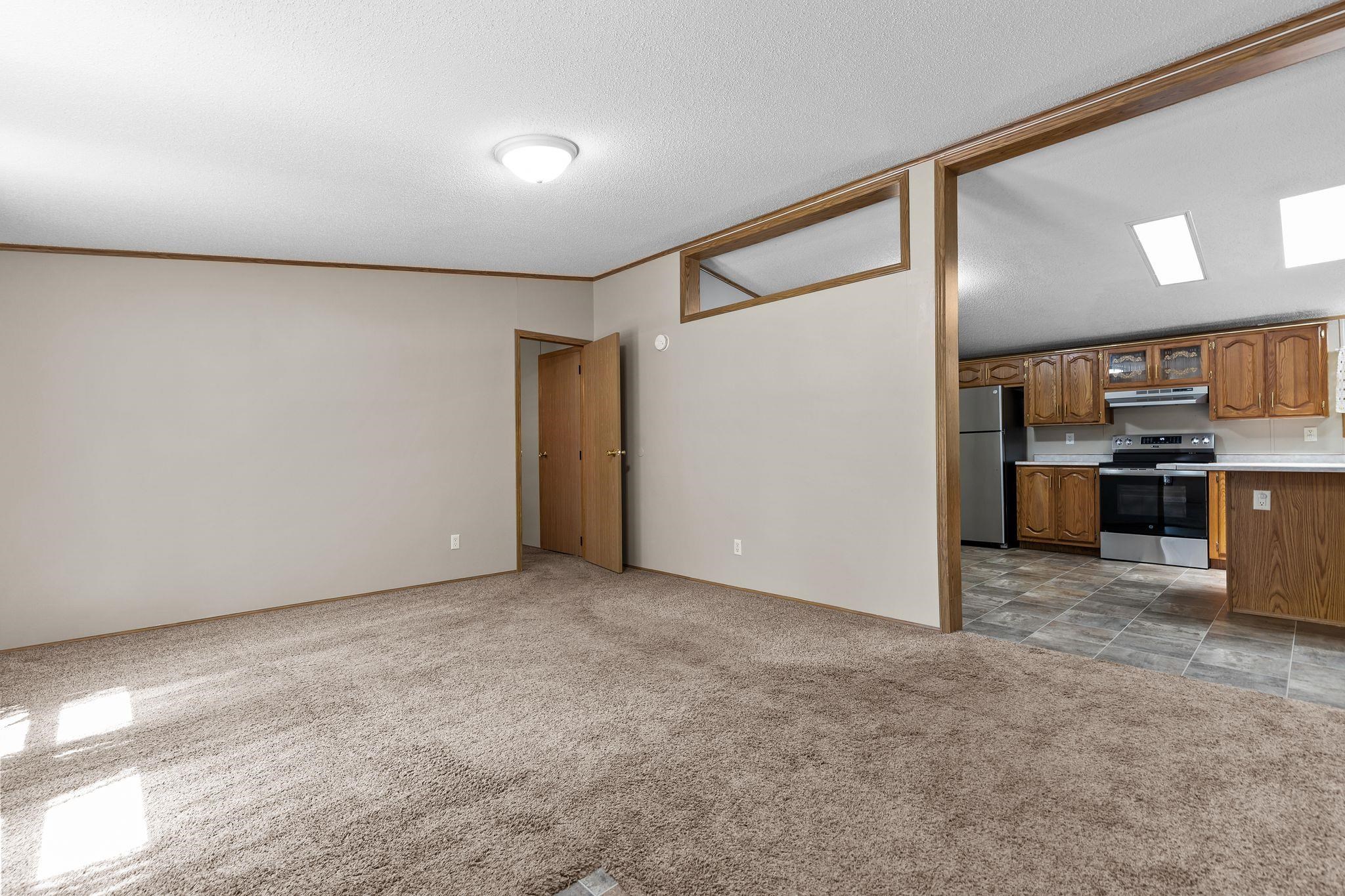 E2614 MARION Lane