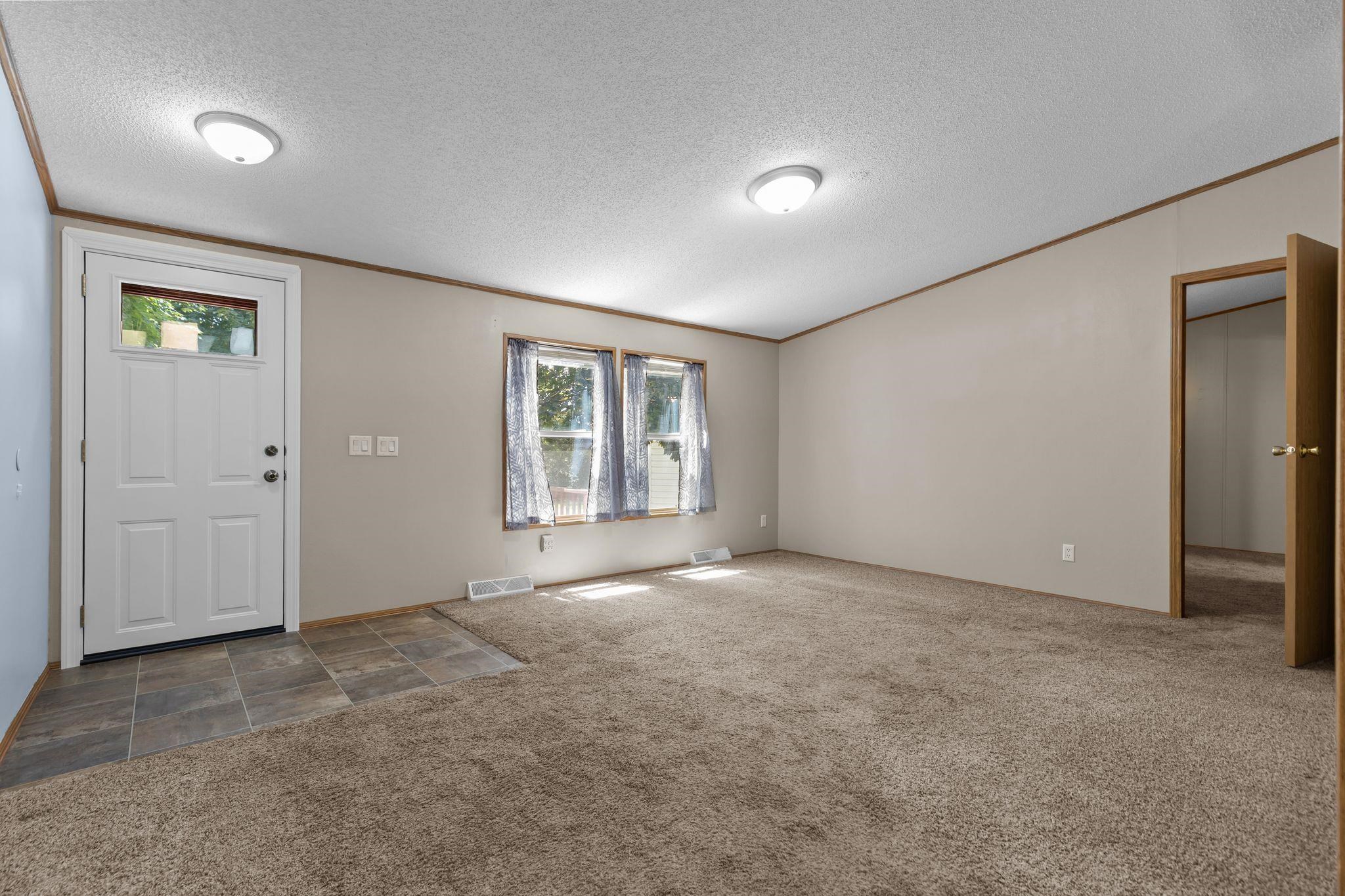 E2614 MARION Lane