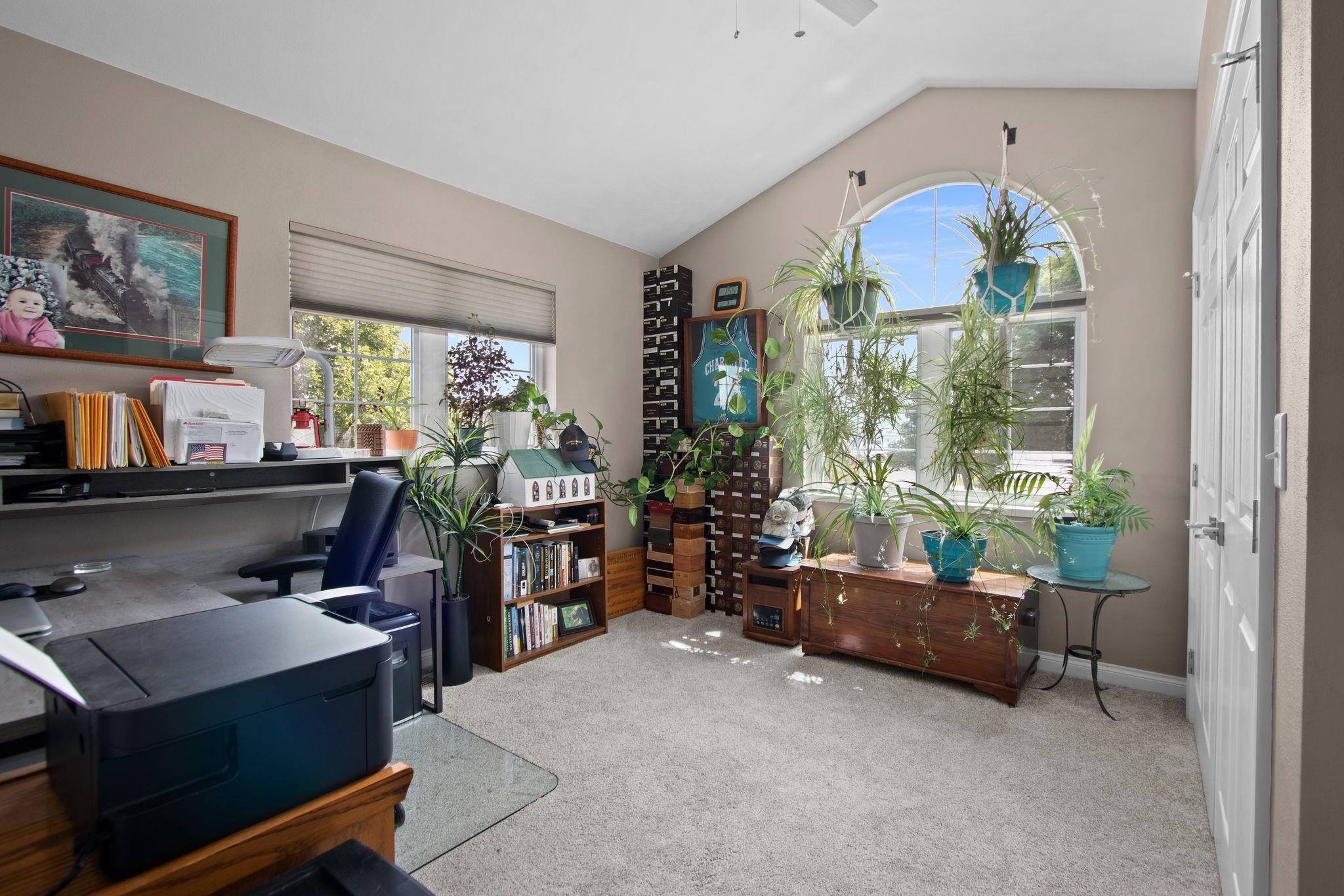 1609 N LILAS Drive