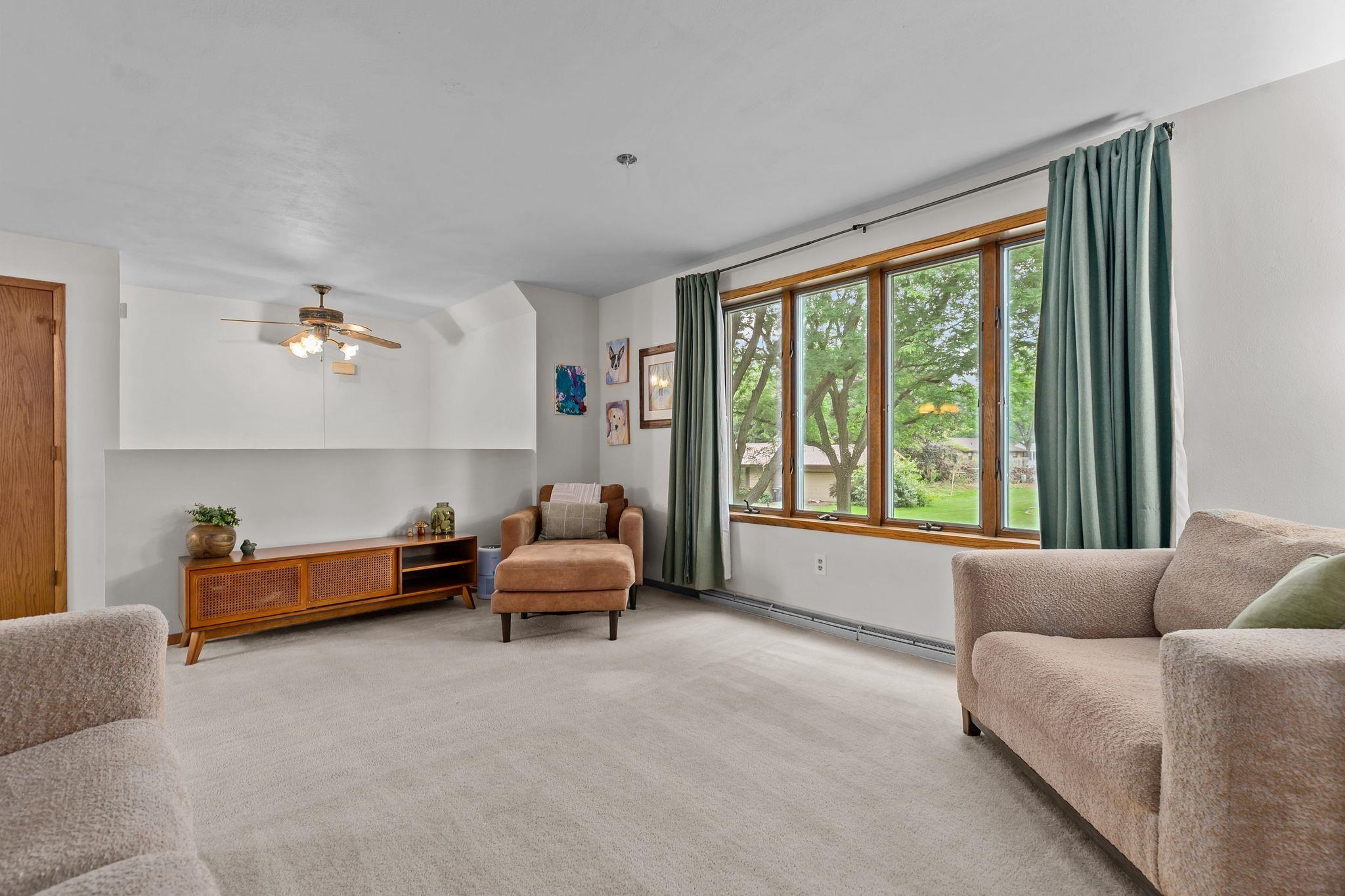 1400 S CHICKADEE Lane