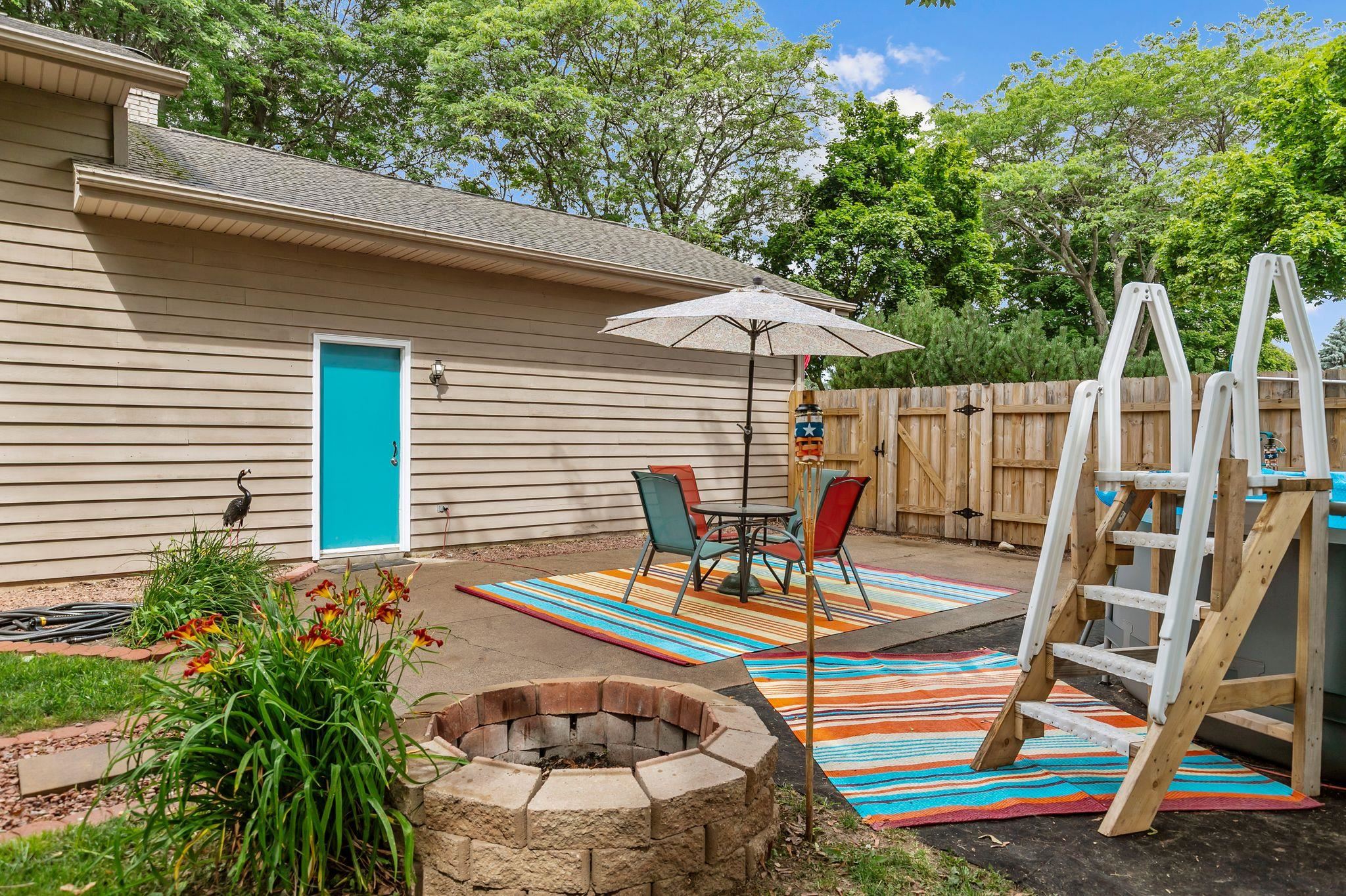 1400 S CHICKADEE Lane