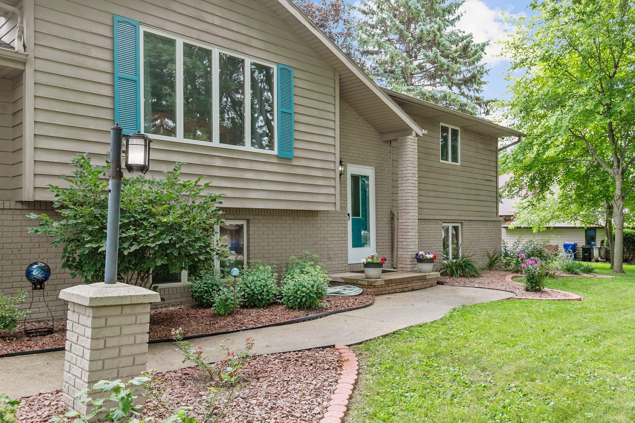 1400 S CHICKADEE Lane
