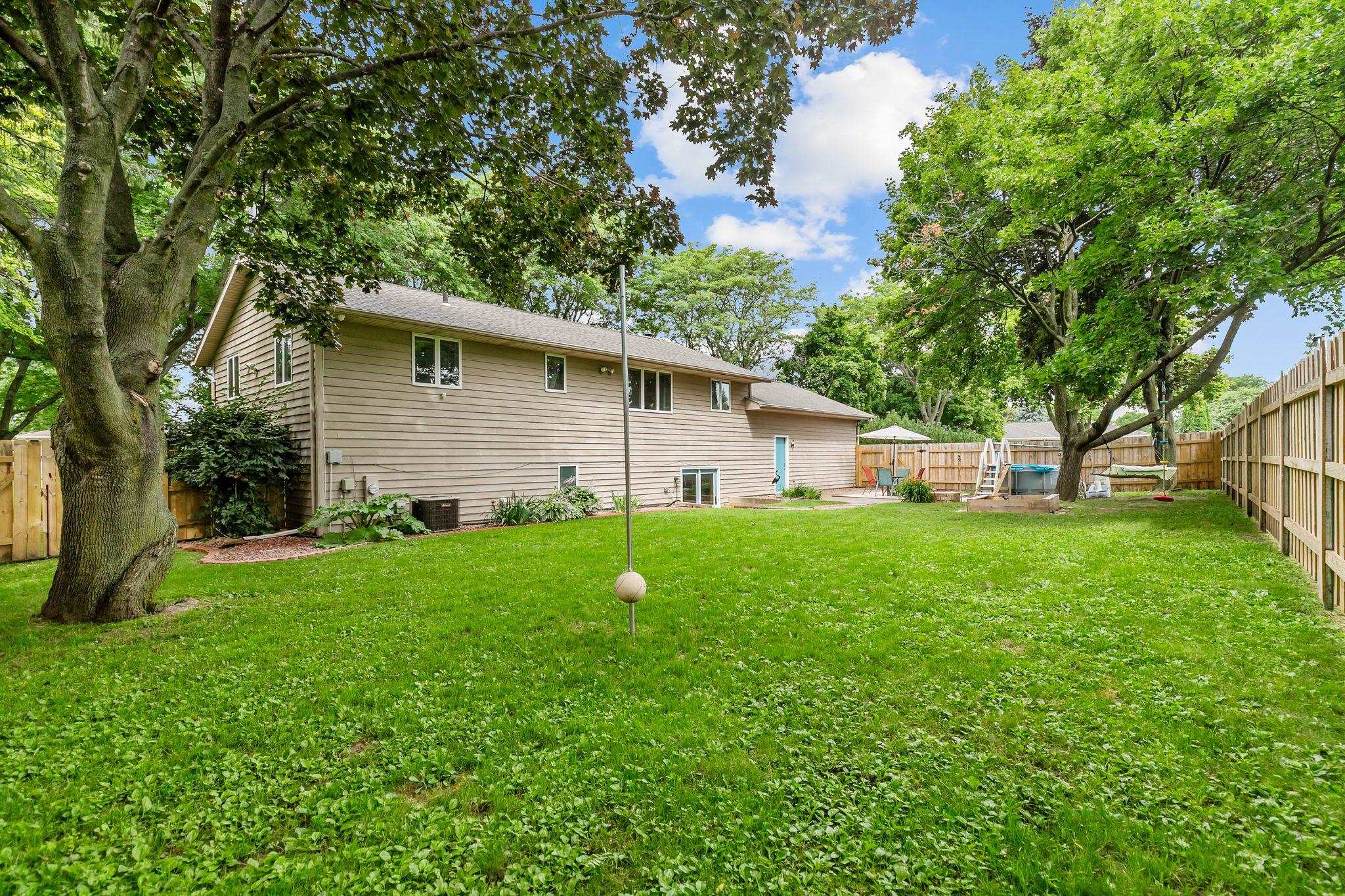 1400 S CHICKADEE Lane