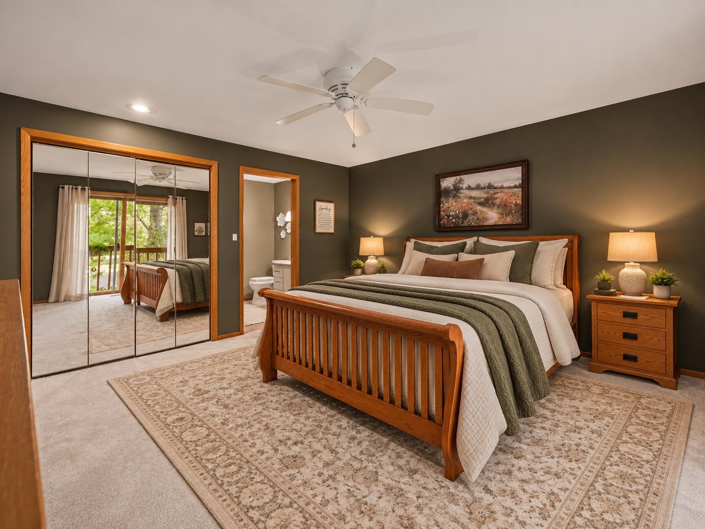 905 E WINDFIELD Place Unit: C