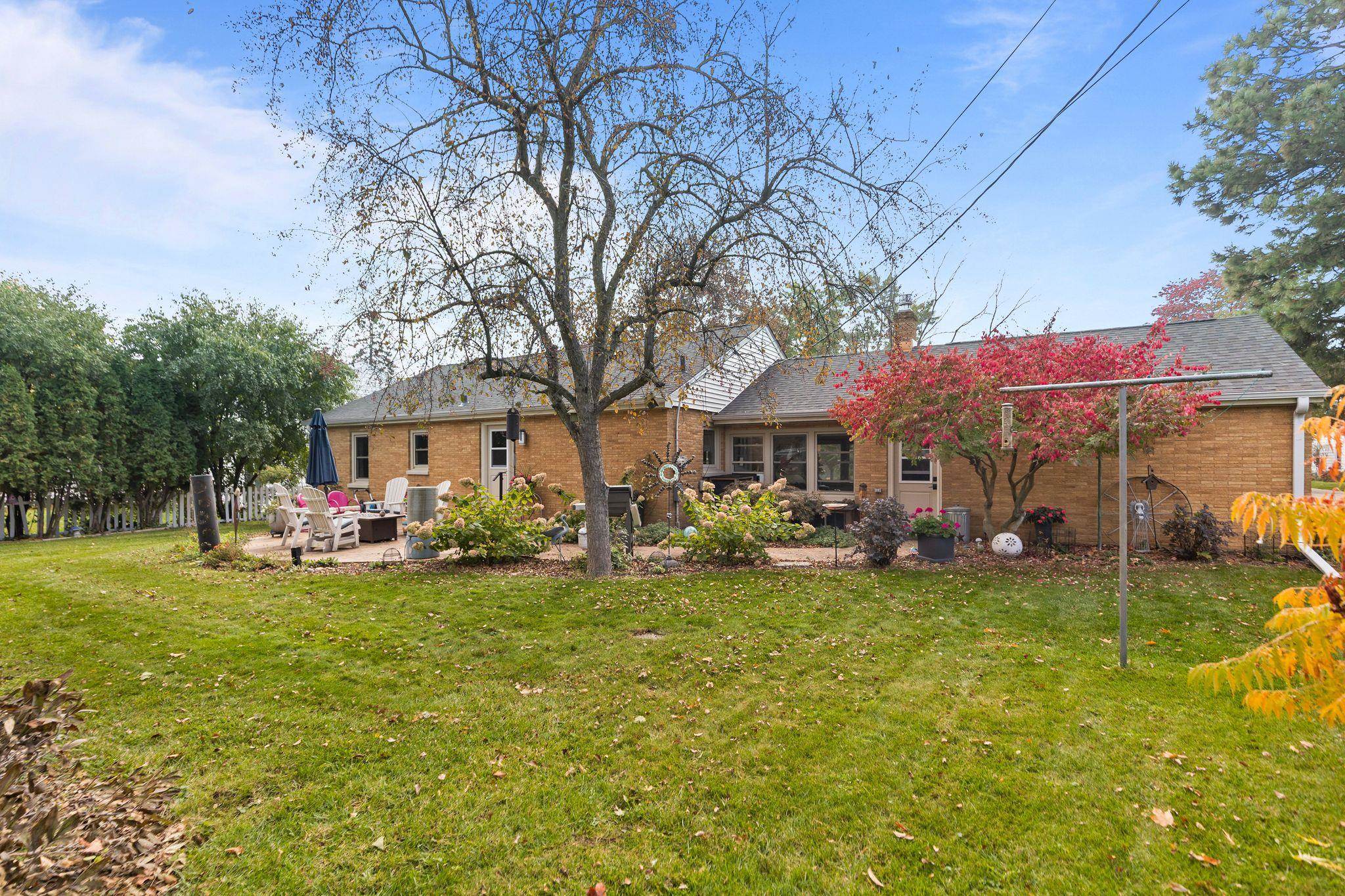 114 E BYRD Street