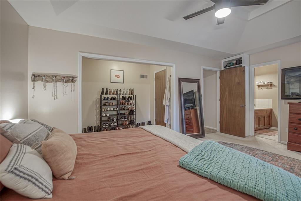 6223 Greenwood Drive