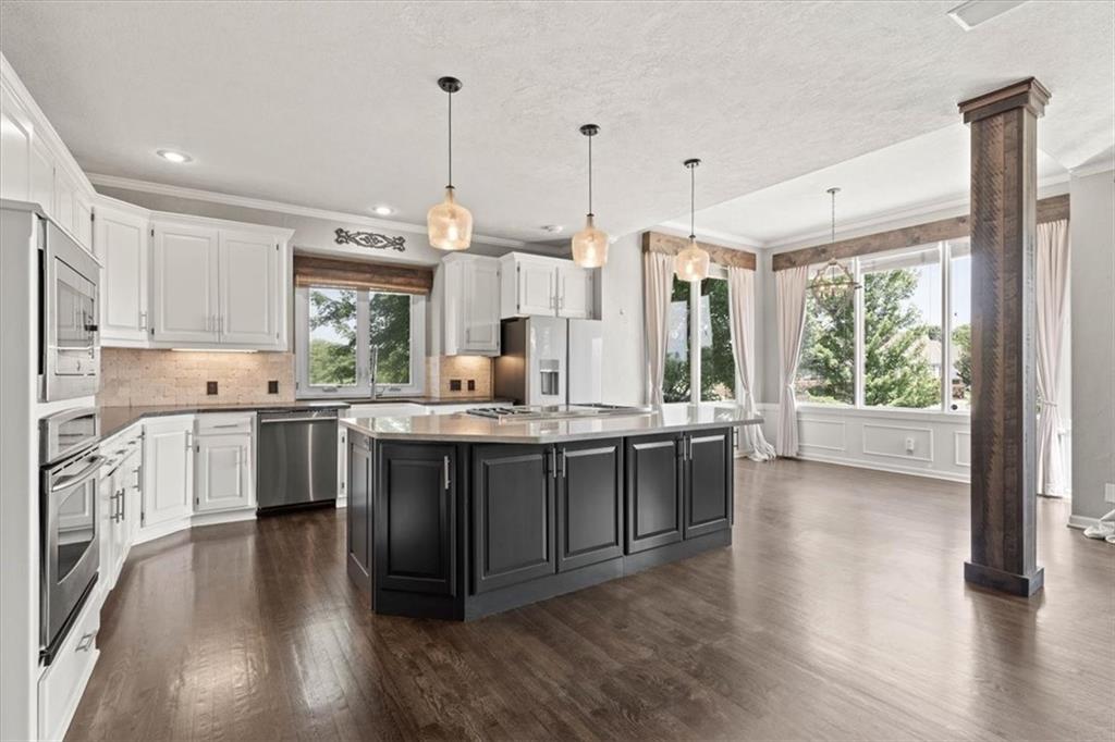 14605 Dearborn Street