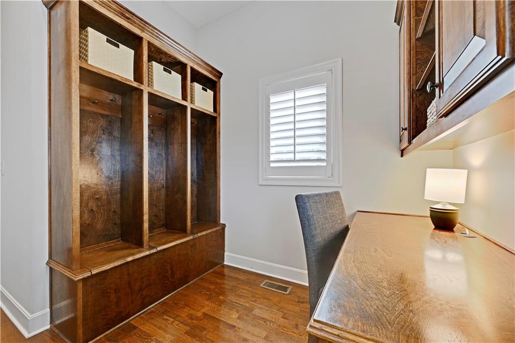 5414 W 164th Place