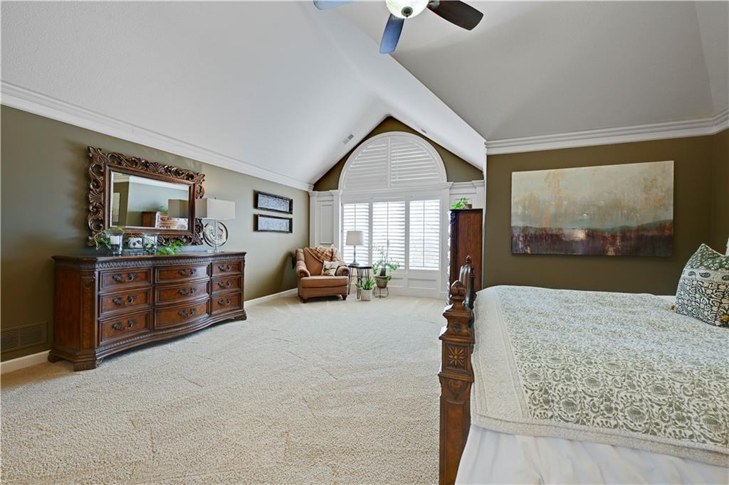 5414 W 164th Place