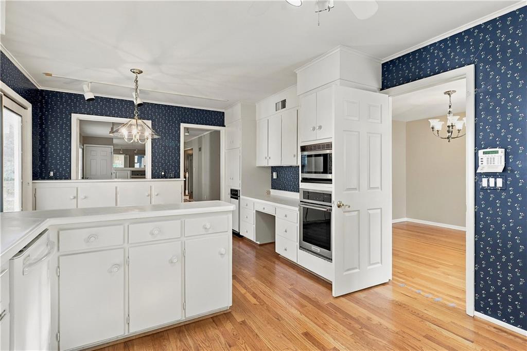 8136 Outlook Lane