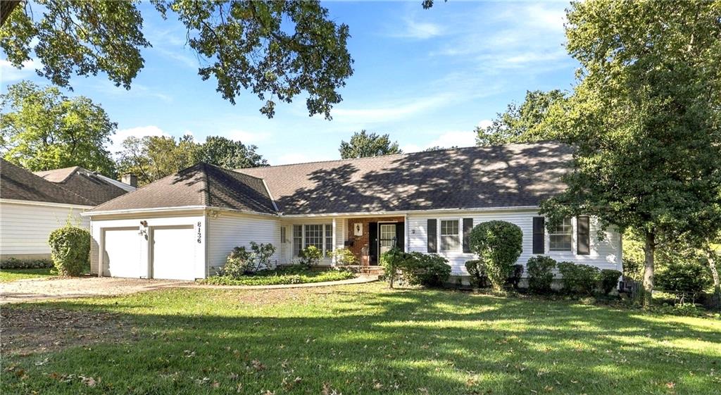 8136 Outlook Lane