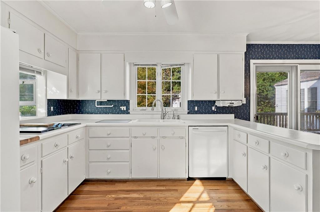 8136 Outlook Lane