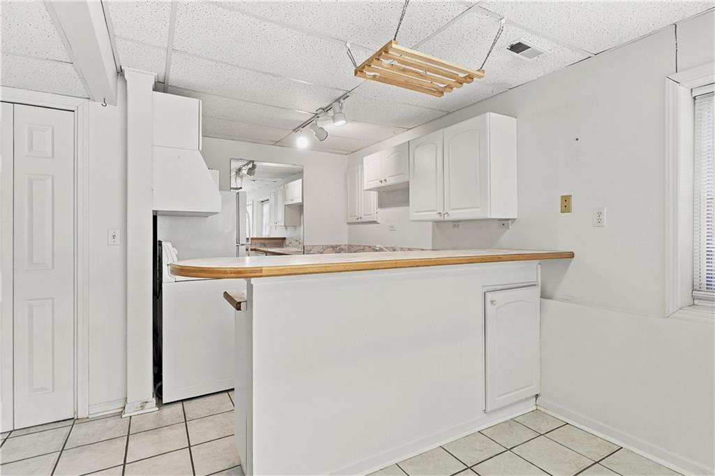8136 Outlook Lane