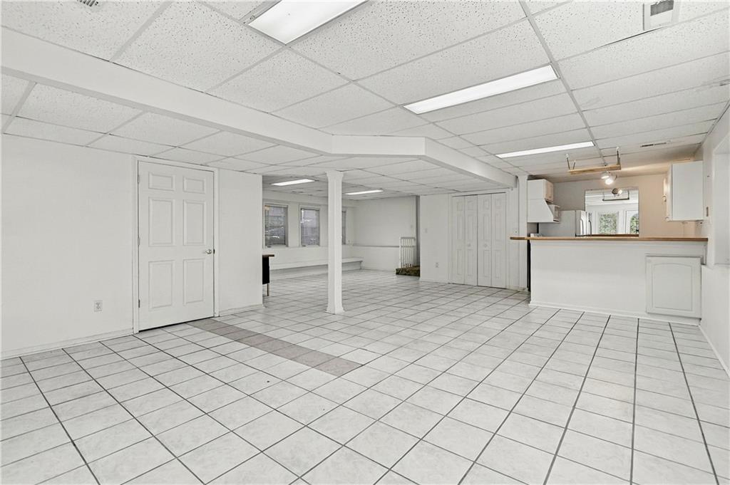 8136 Outlook Lane